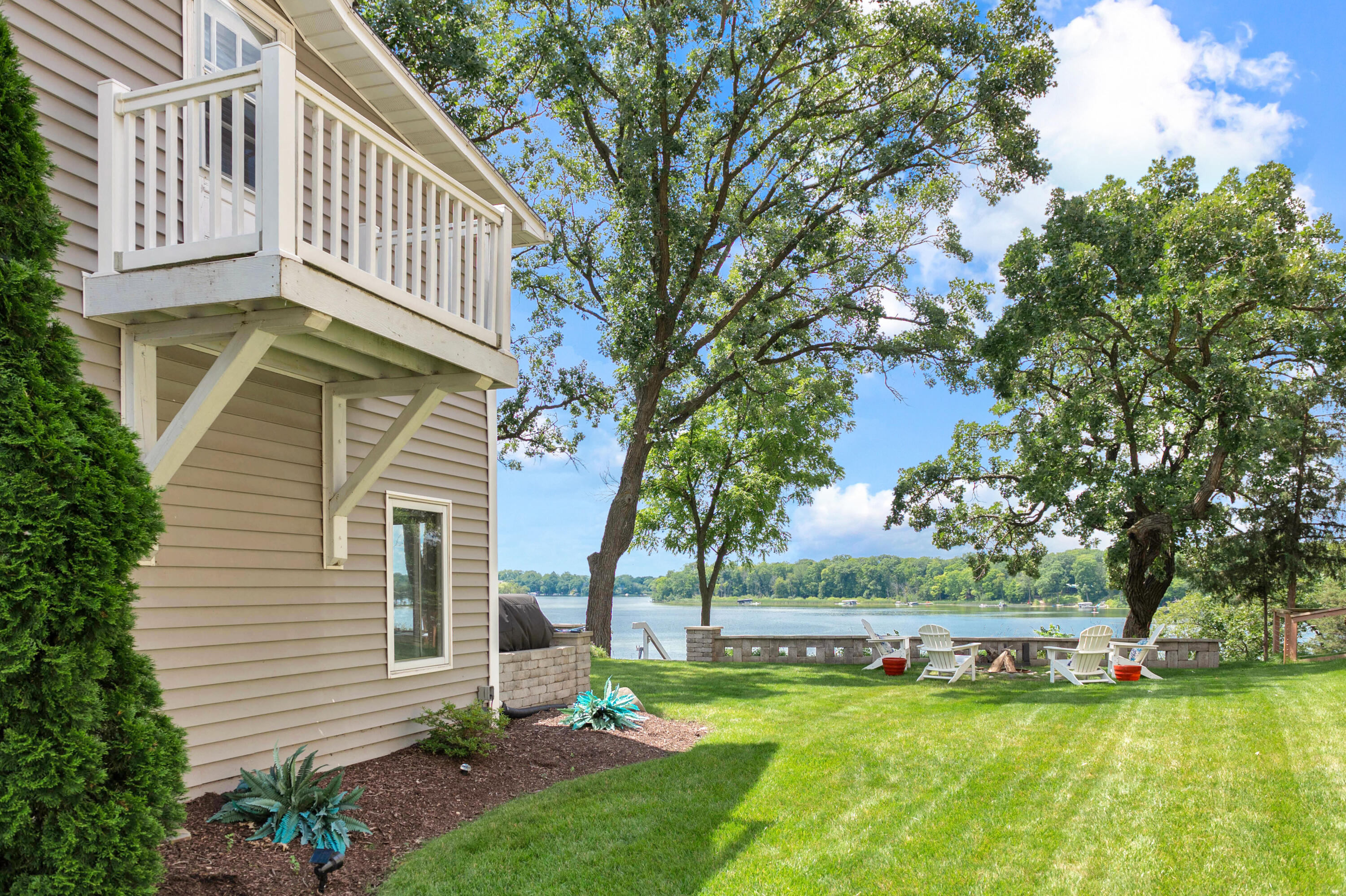 Wisconsin Lake Home for sale (MLS#: 1891252) at 1823 N Davies Rd, in Summit, Wisconsin. (26 of 30)