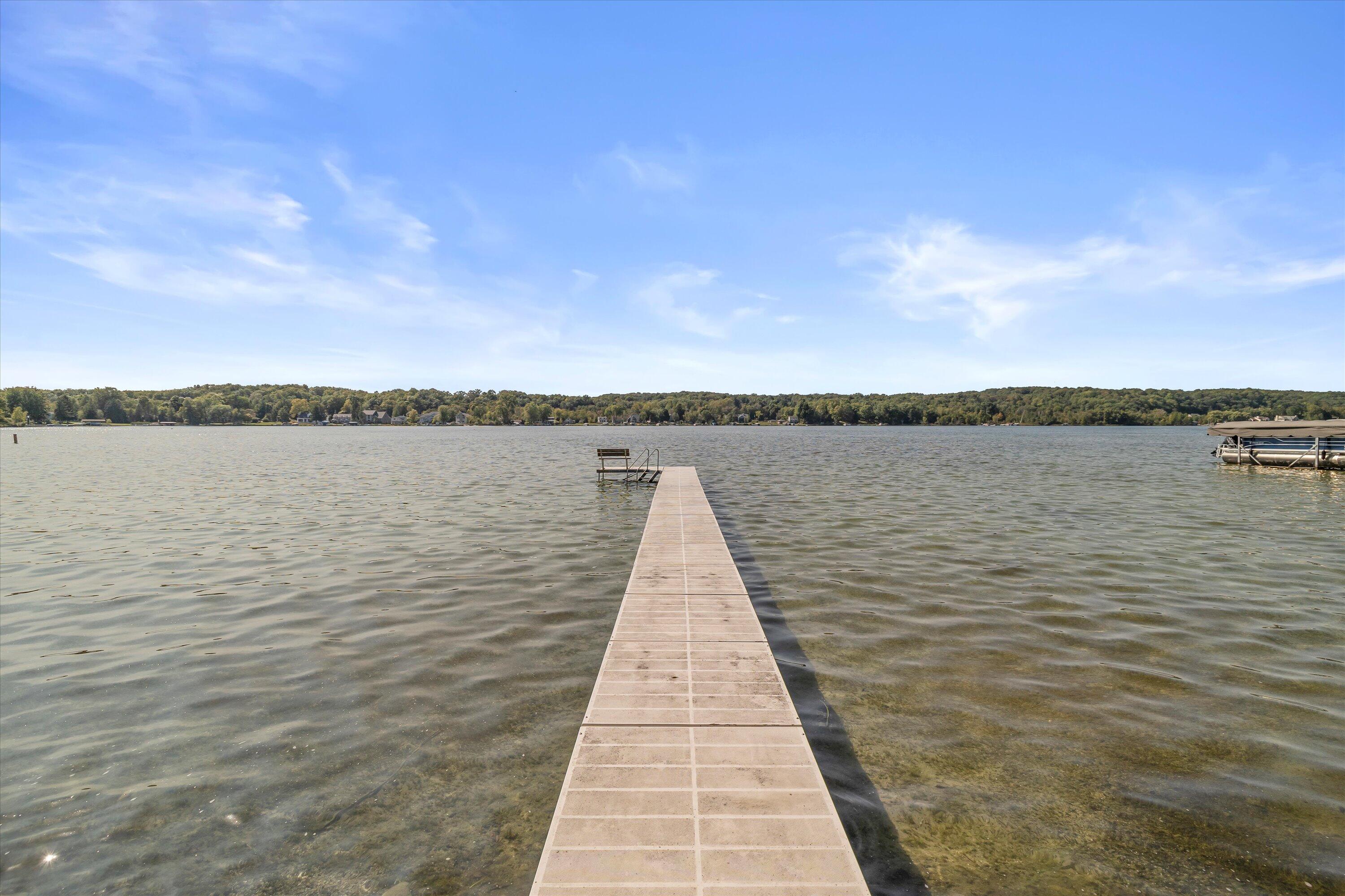 Wisconsin Lake Home for sale (MLS#: 1891433) at 5337  Quaas Dr, in West Bend, Wisconsin. (14 of 84)