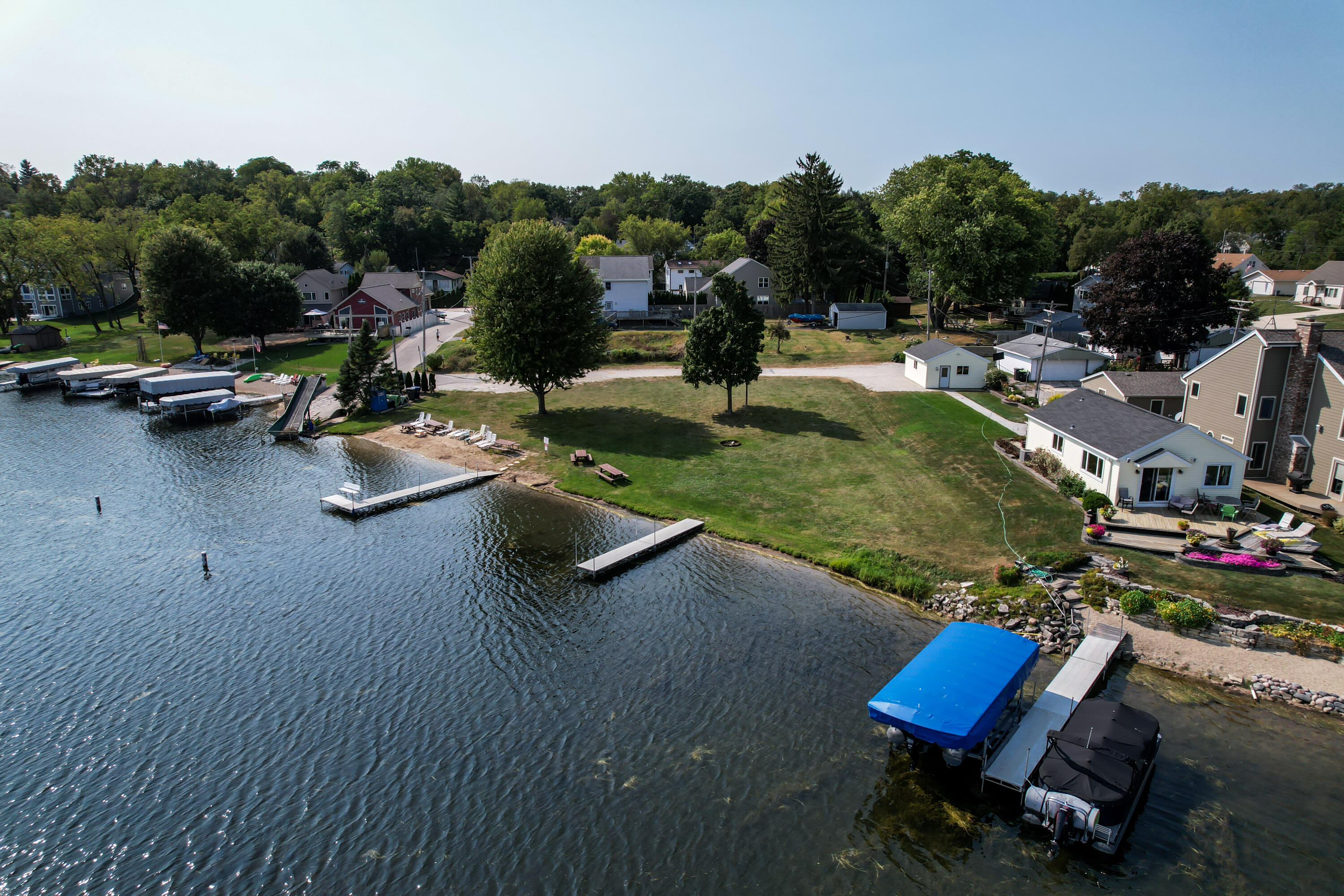 Wisconsin Lake Home for sale (MLS#: 1891447) at S71W19108  Hillview Dr, in Muskego, Wisconsin. (32 of 36)