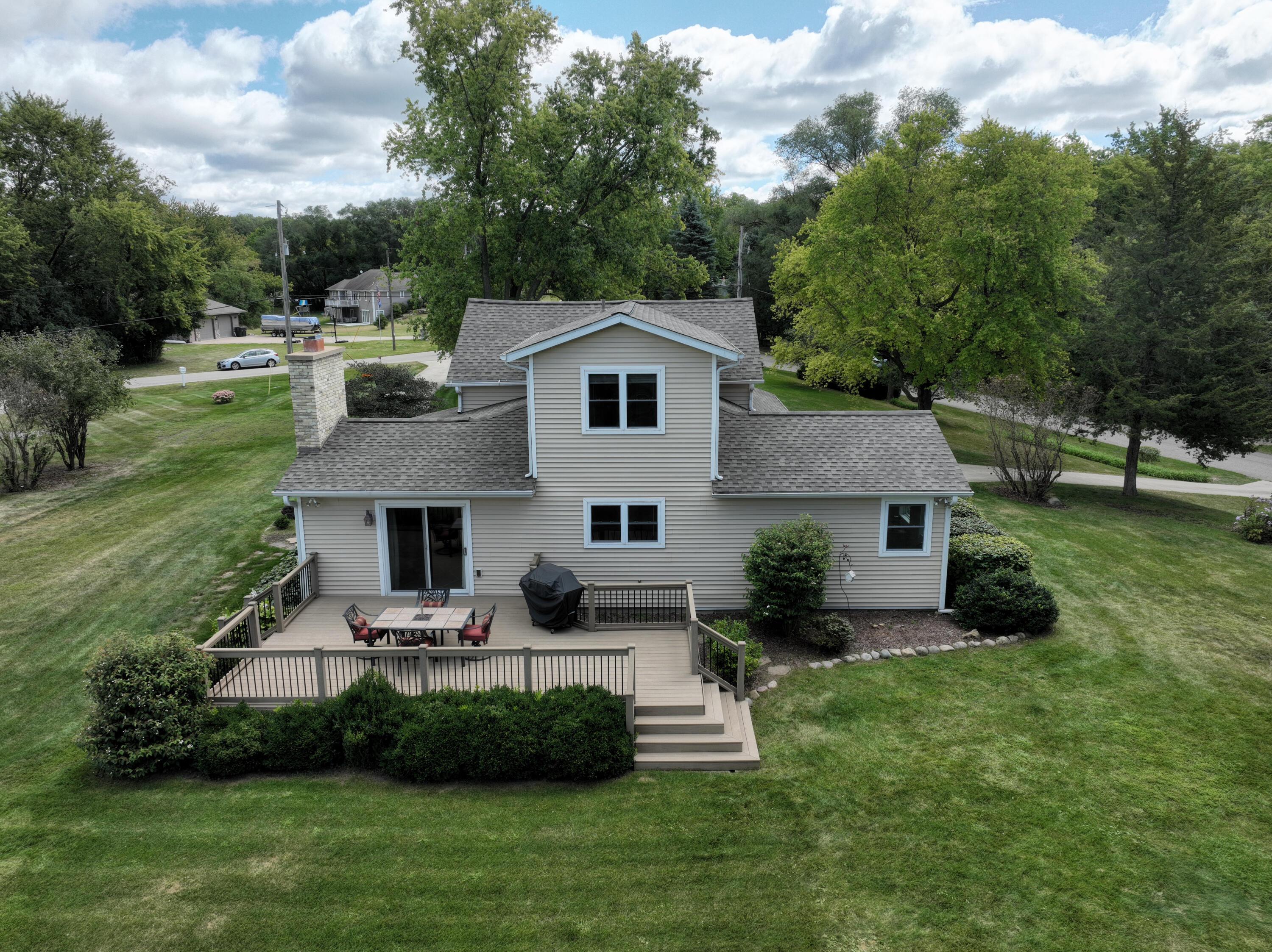 Wisconsin Lake Home for sale (MLS#: 1891571) at N7559 E Lakeshore Dr, in Whitewater, Wisconsin. (6 of 42)