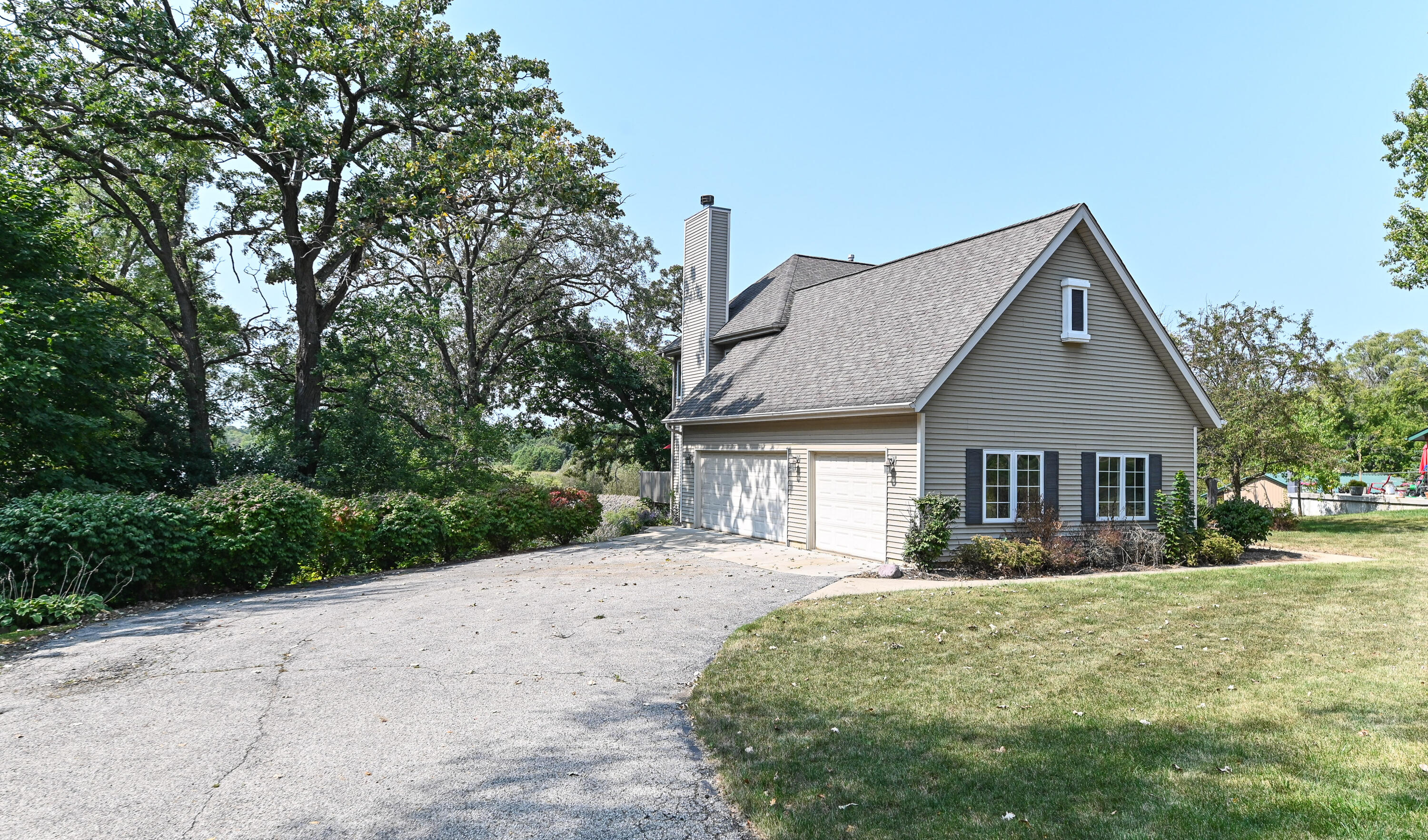 Wisconsin Lake Home for sale (MLS#: 1891585) at 9124  262nd Ave, in Salem Lakes, Wisconsin. (1 of 49)