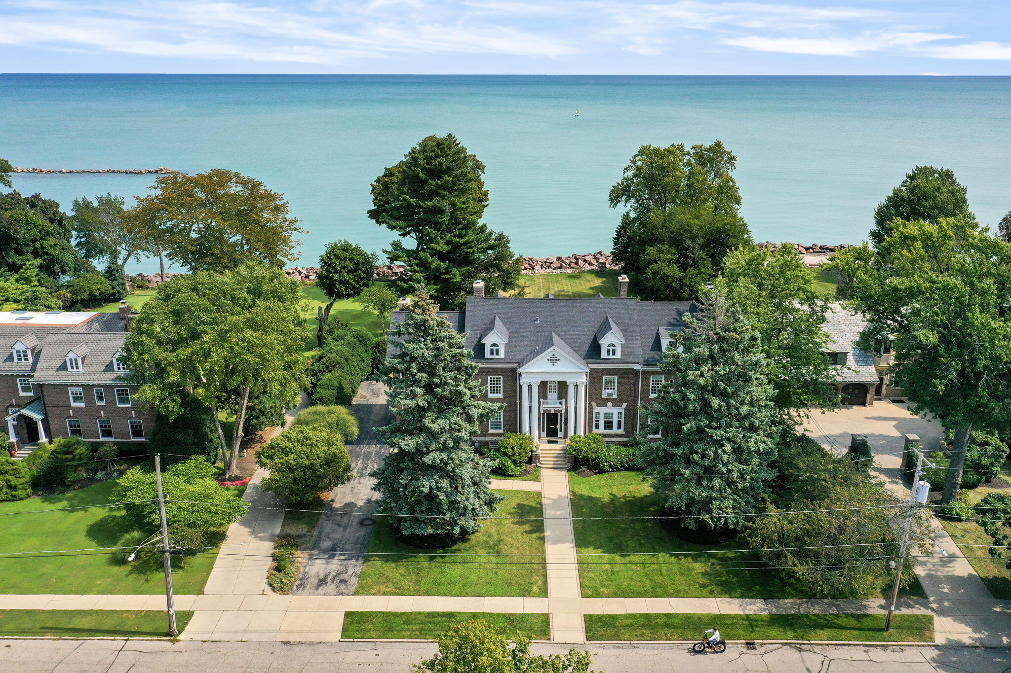 Wisconsin Lake Home for sale (MLS#: 1892134) at 6305  3rd Ave, in Kenosha, Wisconsin. (81 of 104)