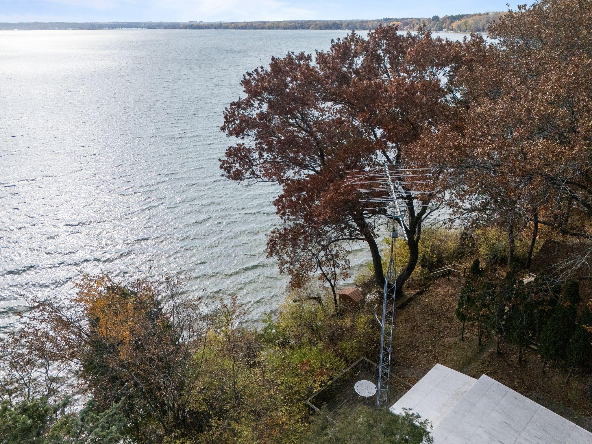 Wisconsin Lake Home for sale (MLS#: 1898031) at N4830 N Lakeshore Dr, in Princeton, Wisconsin. (16 of 30)