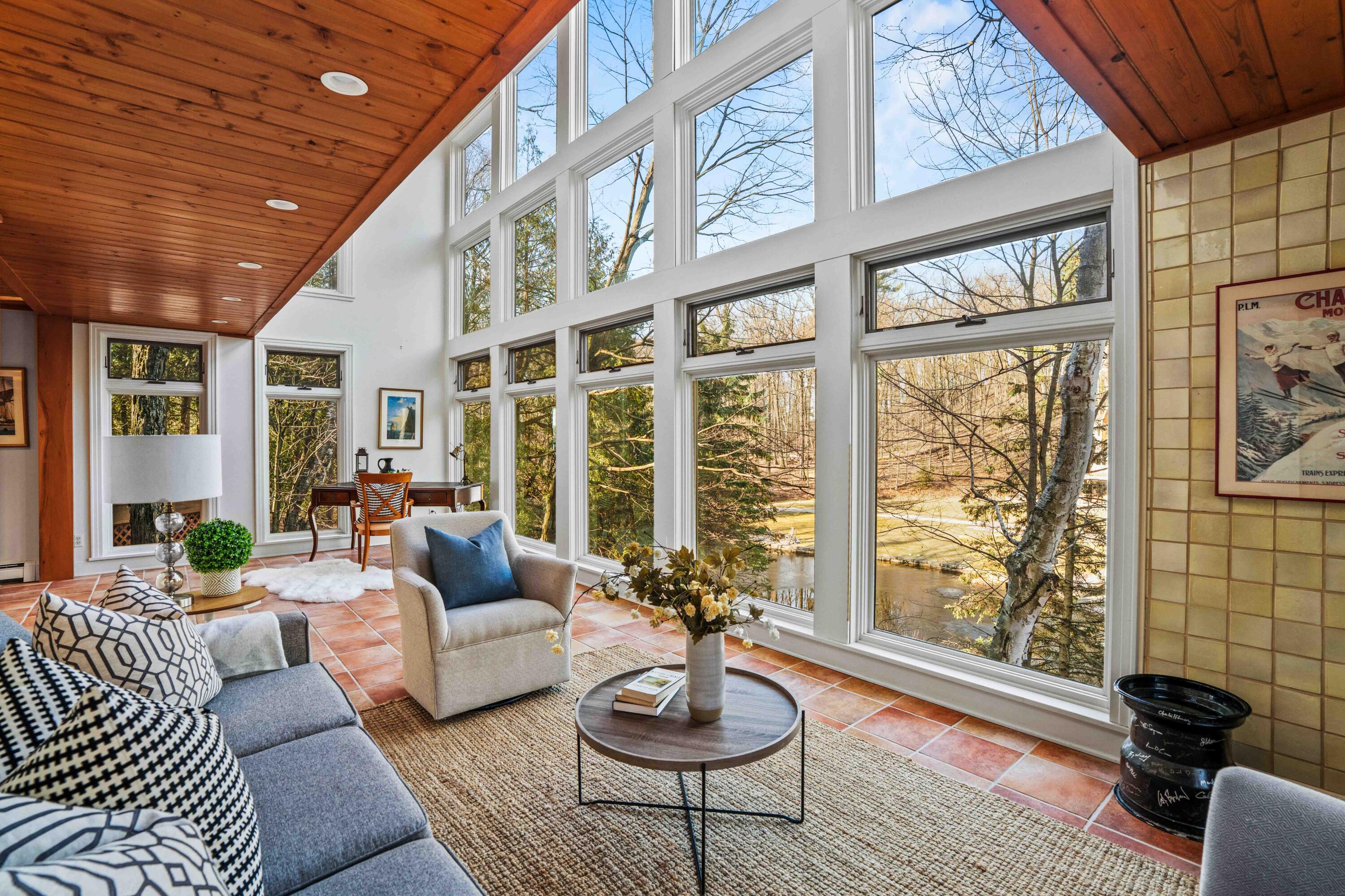 Wisconsin Lake Home for sale (MLS#: 1910185) at 310 N Turtle Bay Rd, in Elkhart Lake, Wisconsin. (13 of 73)