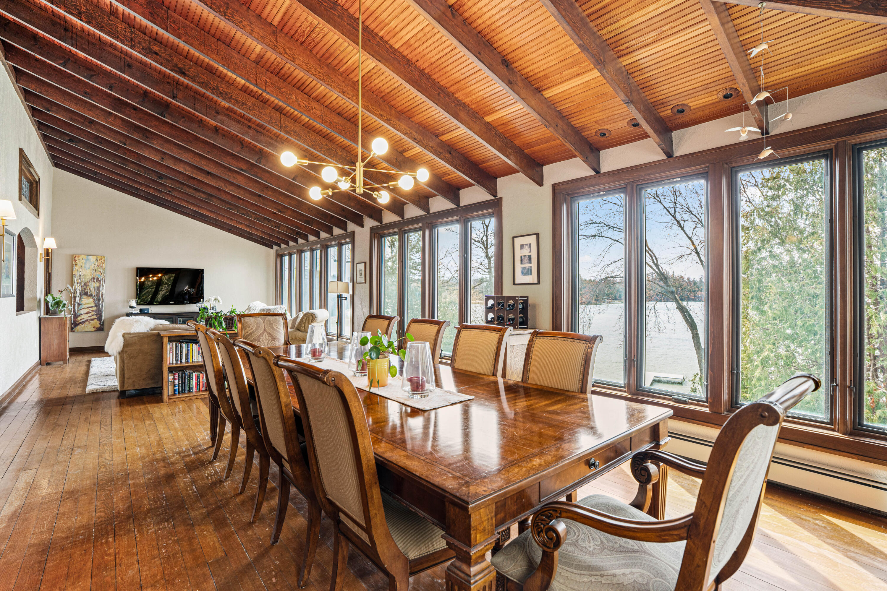Wisconsin Lake Home for sale (MLS#: 1910202) at 281 S Lake St, in Elkhart Lake, Wisconsin. (13 of 76)