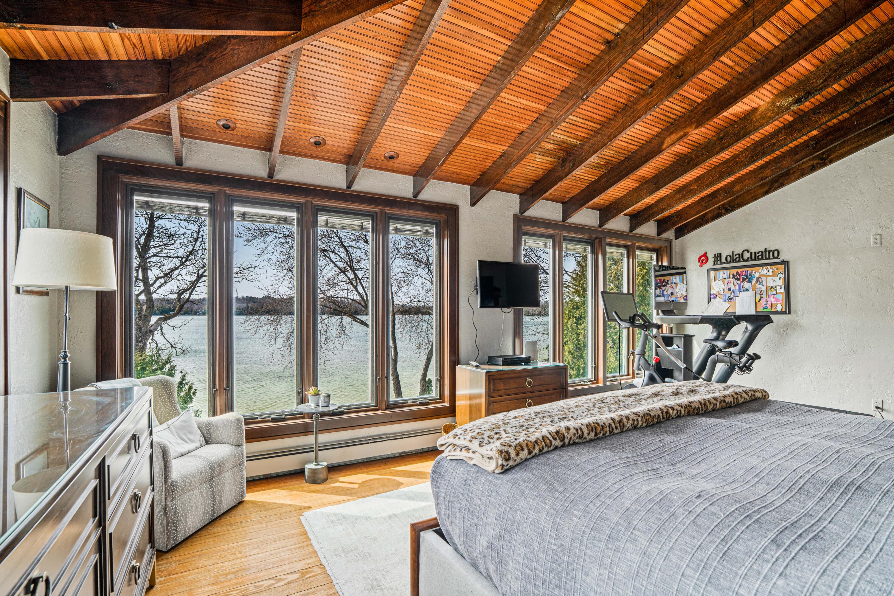 Wisconsin Lake Home for sale (MLS#: 1910202) at 281 S Lake St, in Elkhart Lake, Wisconsin. (20 of 76)