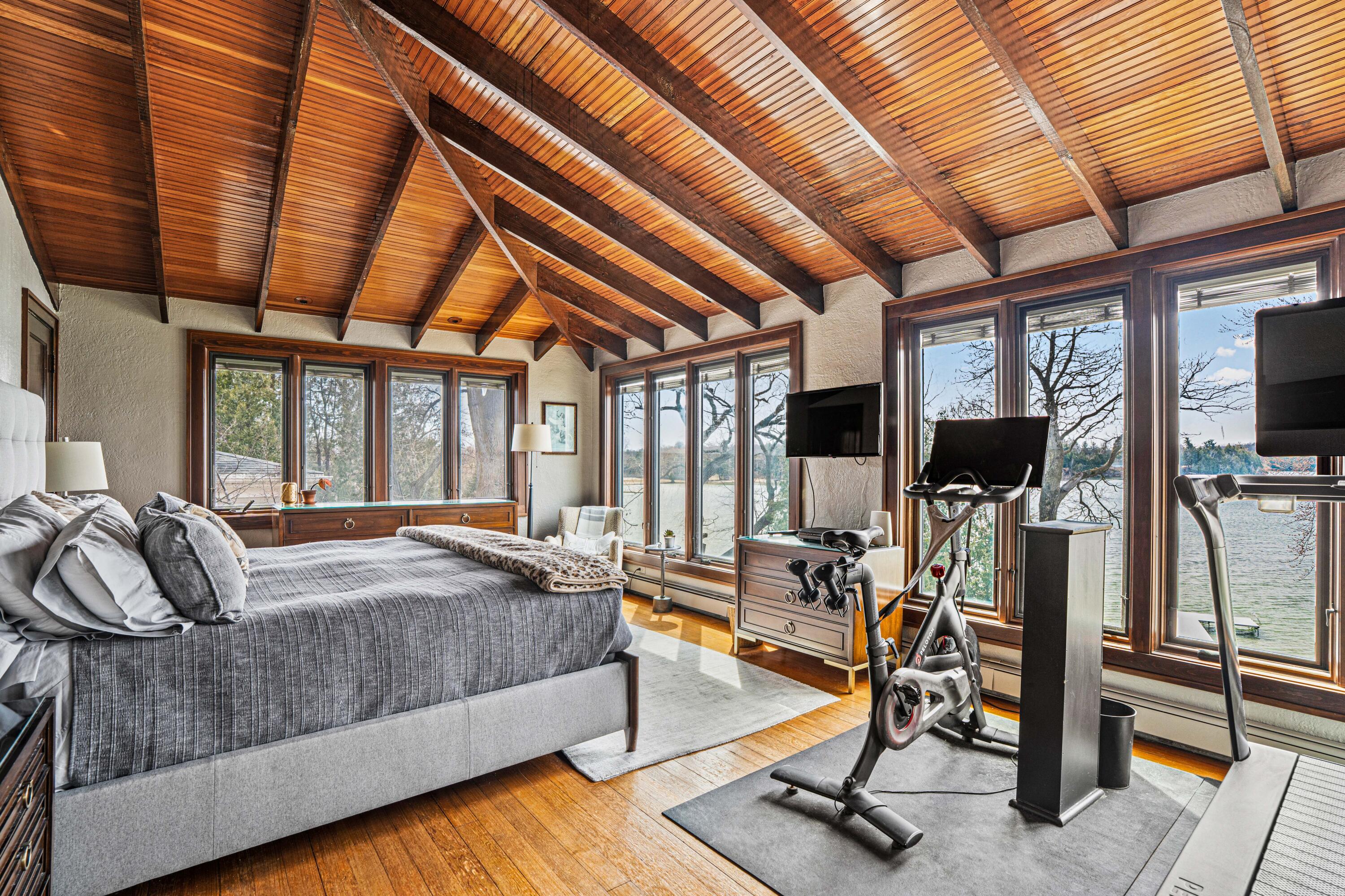 Wisconsin Lake Home for sale (MLS#: 1910202) at 281 S Lake St, in Elkhart Lake, Wisconsin. (21 of 76)