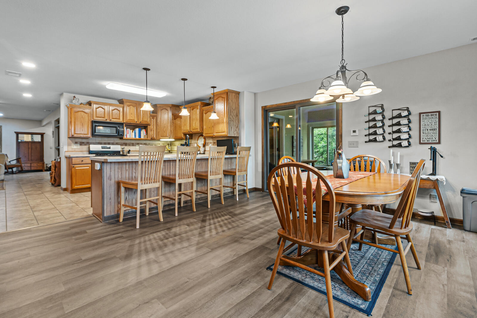 Wisconsin Lake Home for sale (MLS#: 1911500) at W1260  South Shore Dr, in Palmyra, Wisconsin. (5 of 33)