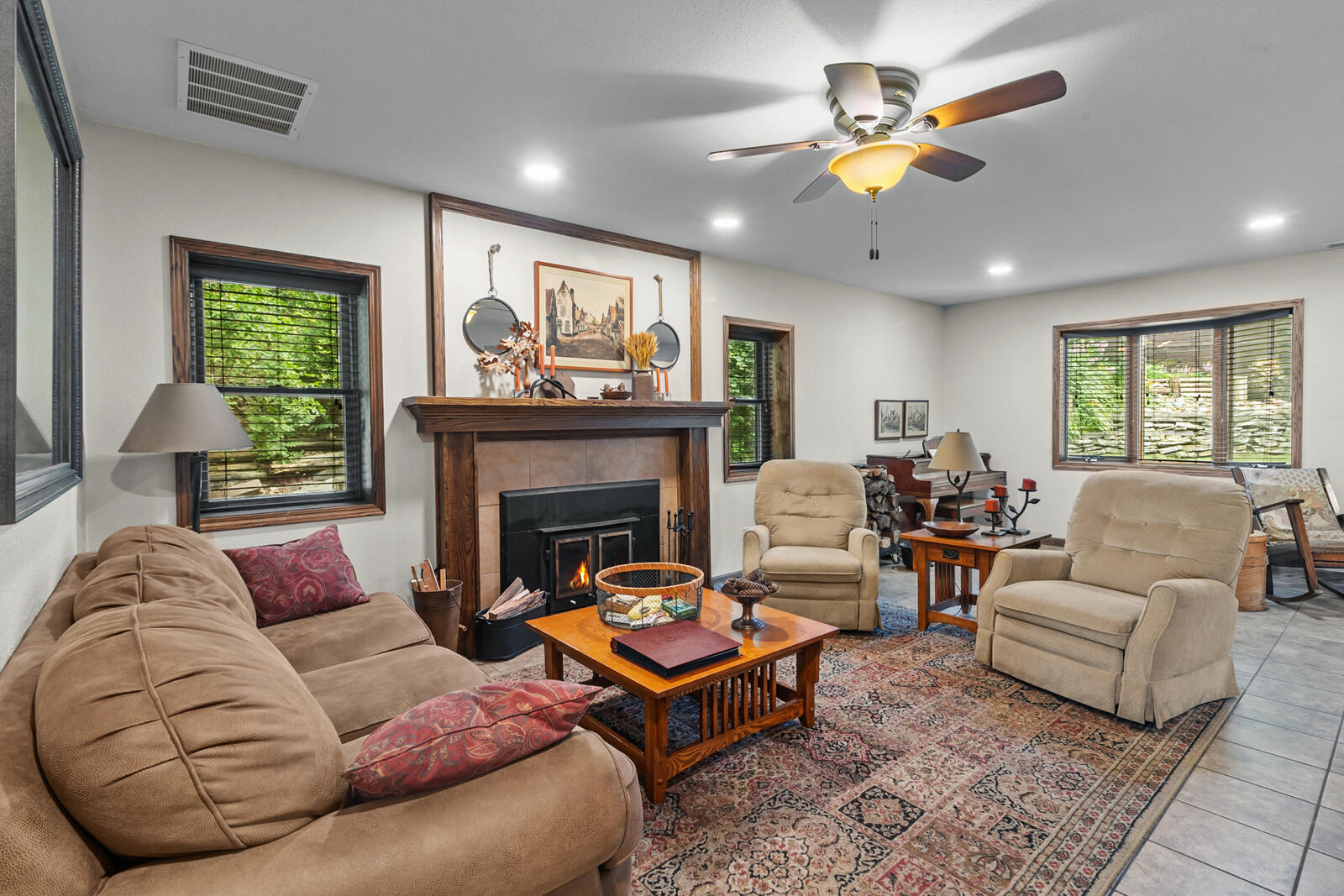 Wisconsin Lake Home for sale (MLS#: 1911500) at W1260  South Shore Dr, in Palmyra, Wisconsin. (9 of 33)