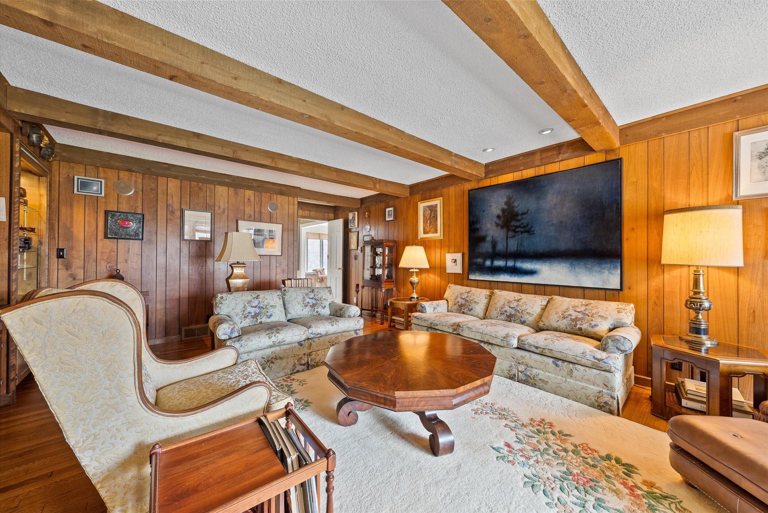 Wisconsin Lake Home for sale (MLS#: 1912670) at 8704 W Bonniwell Rd, in Mequon, Wisconsin. (15 of 70)