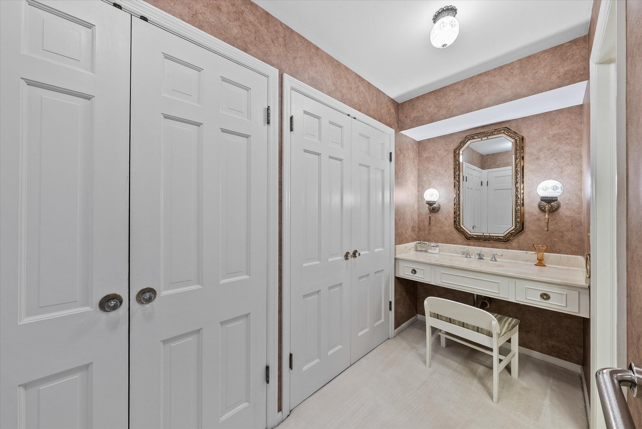 Wisconsin Lake Home for sale (MLS#: 1912670) at 8704 W Bonniwell Rd, in Mequon, Wisconsin. (27 of 70)