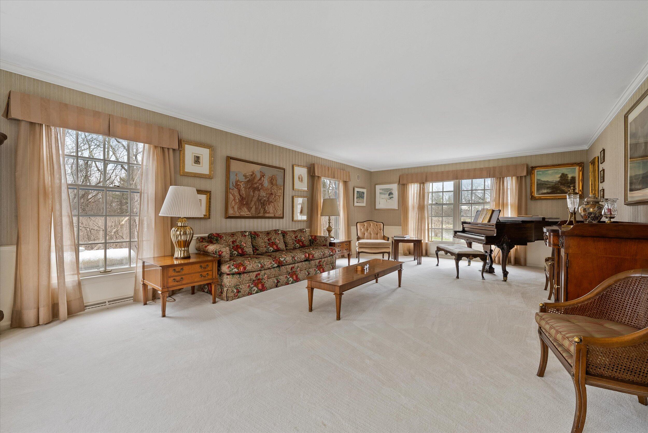 Wisconsin Lake Home for sale (MLS#: 1912670) at 8704 W Bonniwell Rd, in Mequon, Wisconsin. (5 of 70)