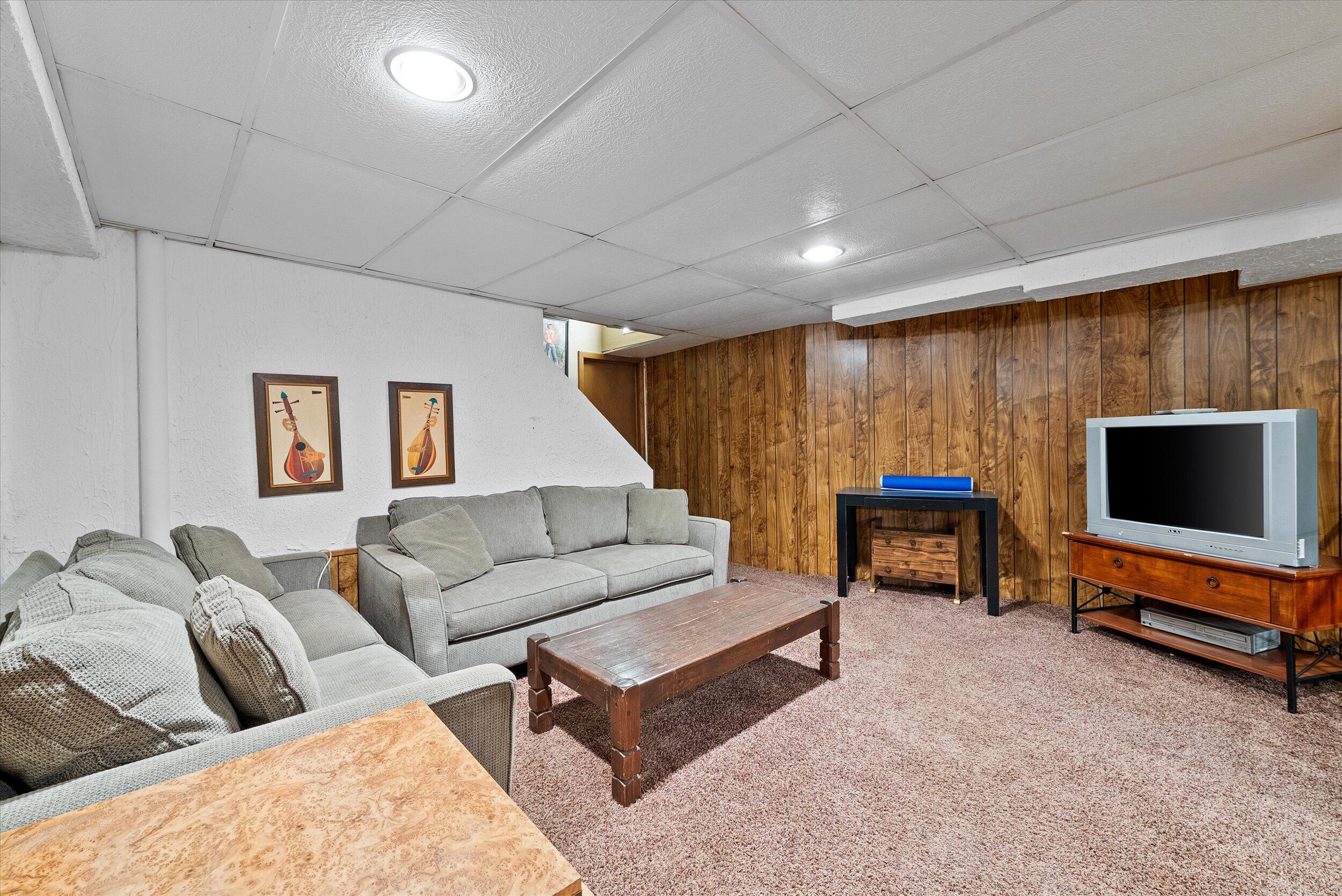 Wisconsin Lake Home for sale (MLS#: 1912670) at 8704 W Bonniwell Rd, in Mequon, Wisconsin. (48 of 70)