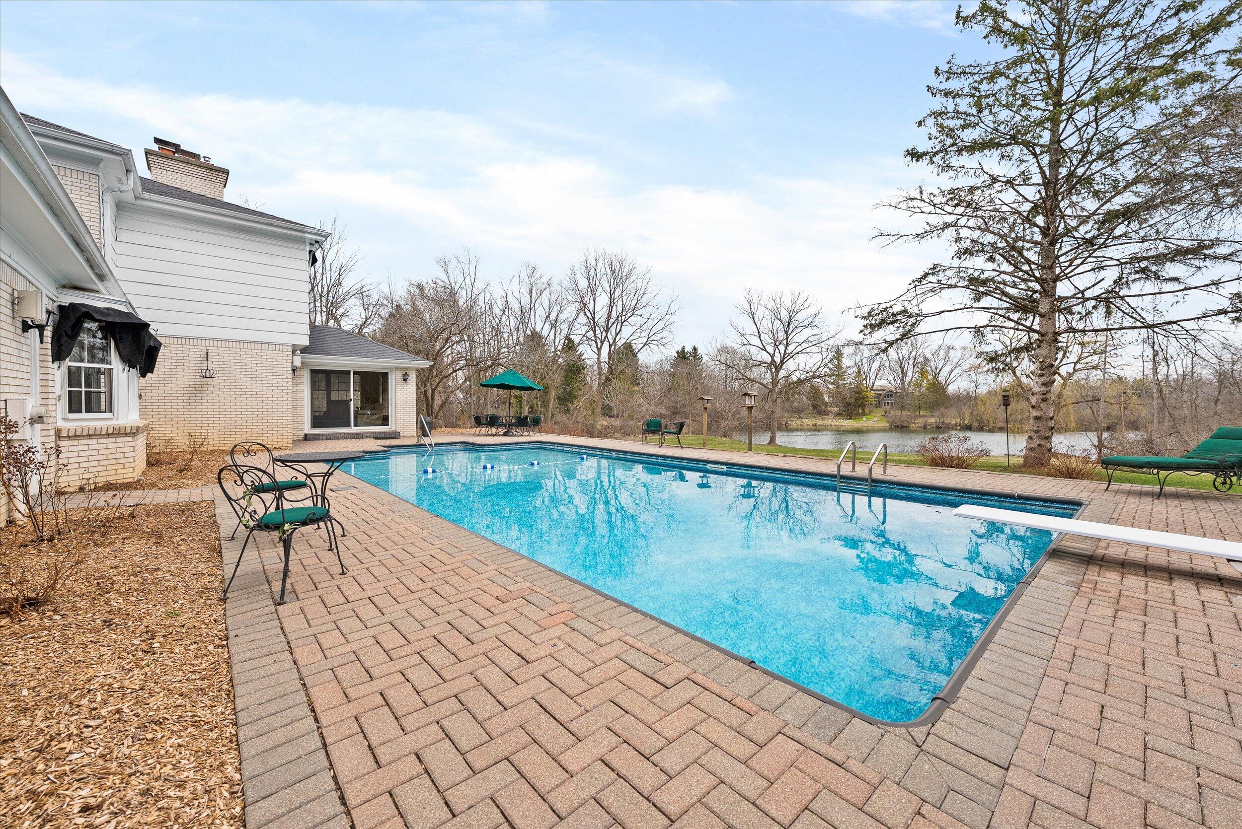 Wisconsin Lake Home for sale (MLS#: 1912670) at 8704 W Bonniwell Rd, in Mequon, Wisconsin. (56 of 70)