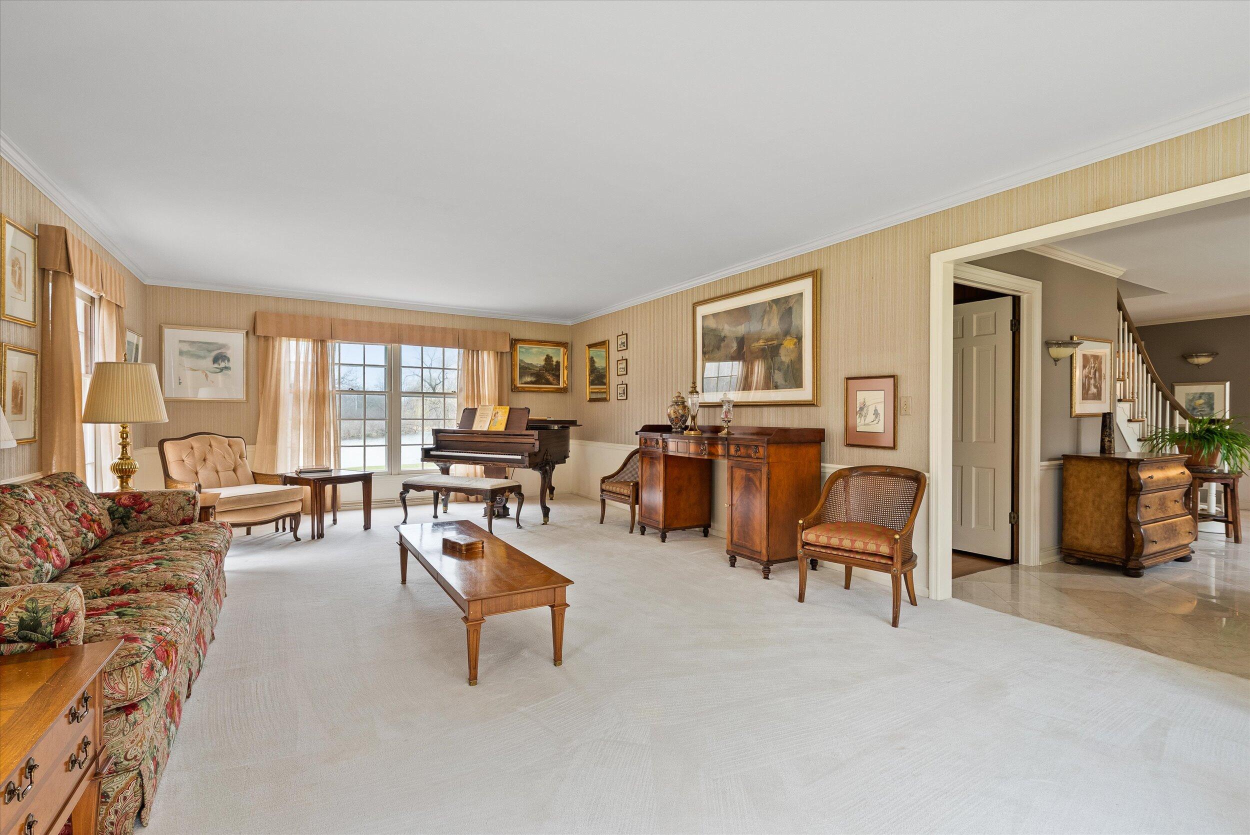 Wisconsin Lake Home for sale (MLS#: 1912670) at 8704 W Bonniwell Rd, in Mequon, Wisconsin. (7 of 70)