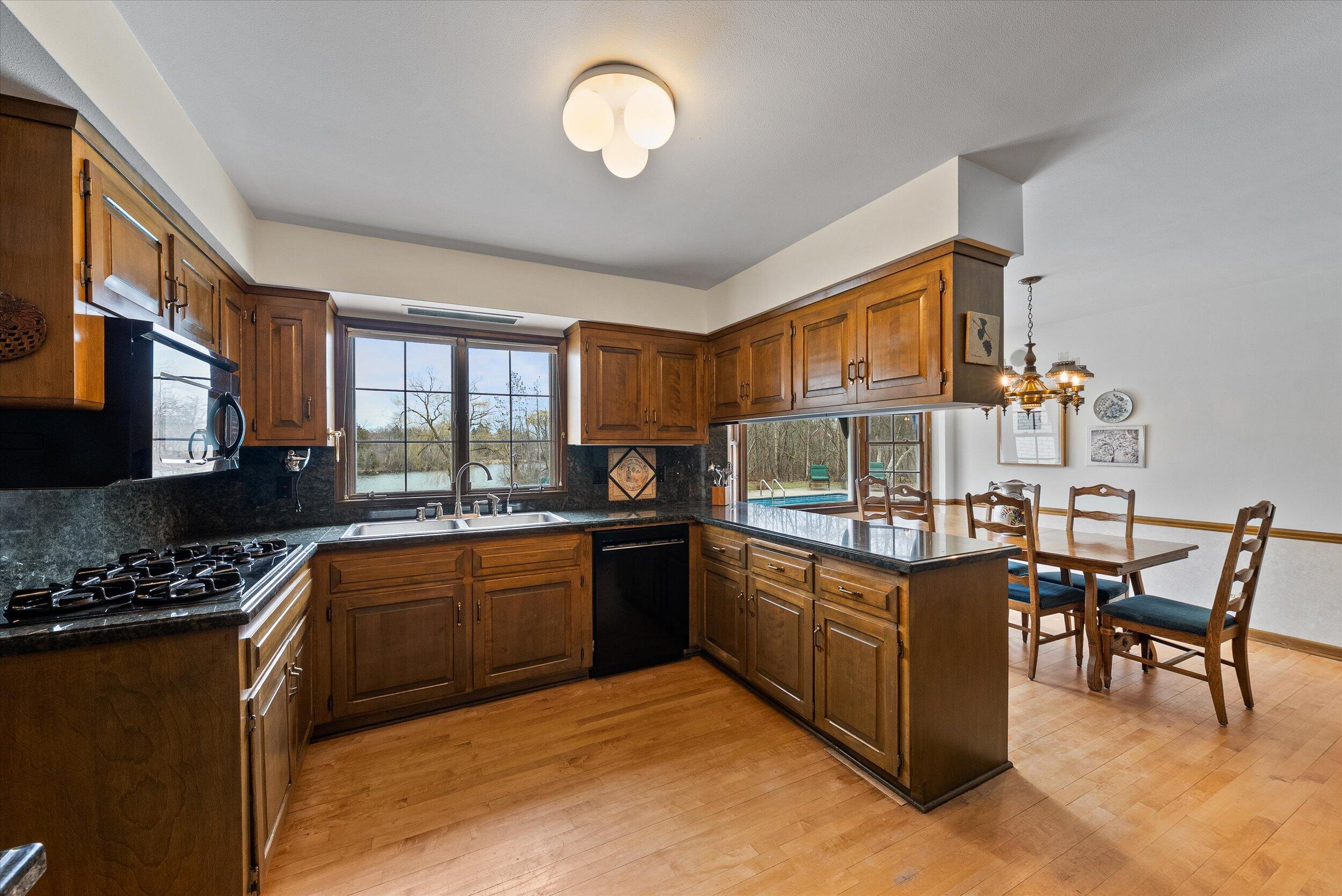 Wisconsin Lake Home for sale (MLS#: 1912670) at 8704 W Bonniwell Rd, in Mequon, Wisconsin. (9 of 70)