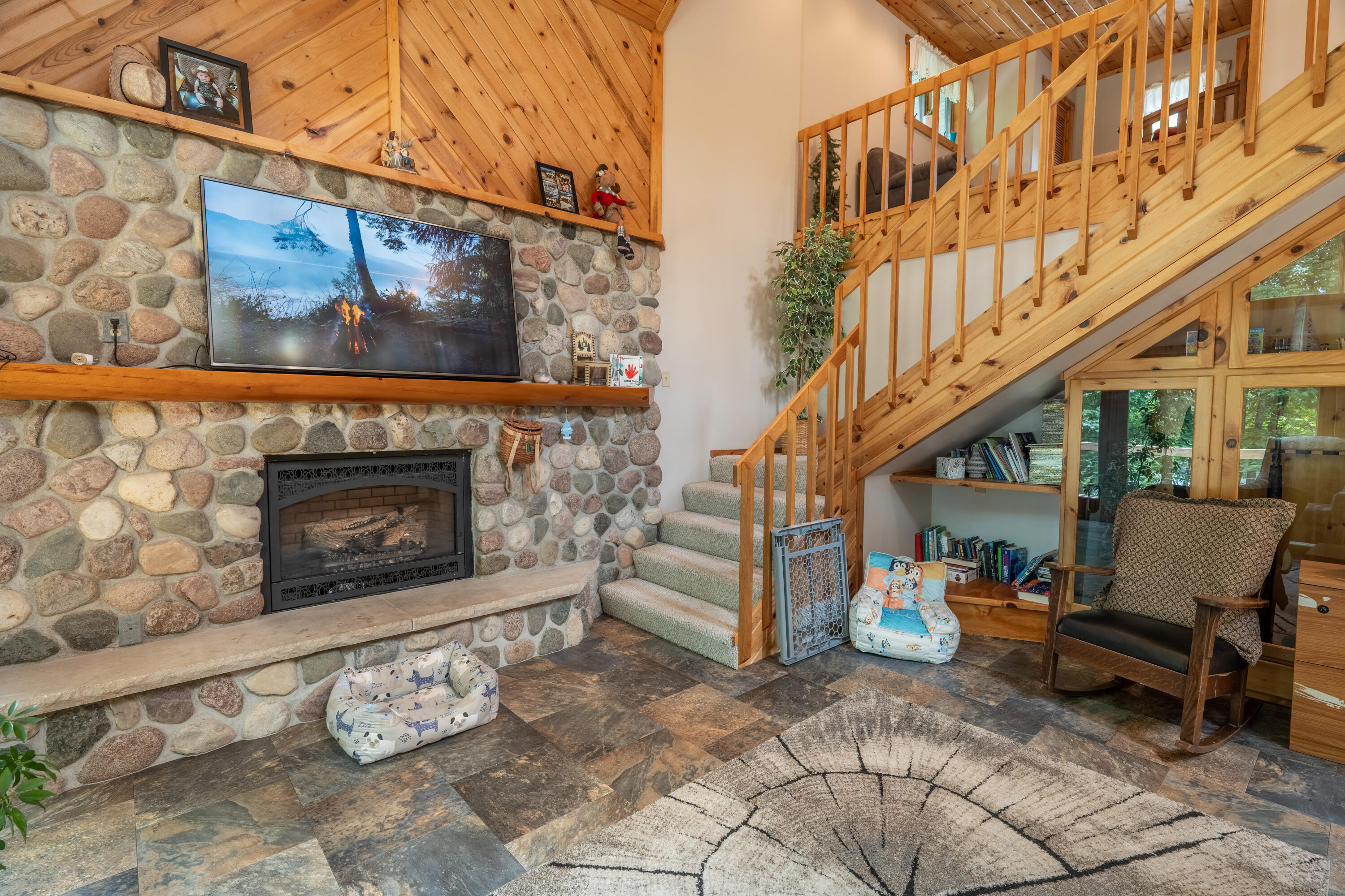 Wisconsin Lake Home for sale (MLS#: 1913265) at N627  Riviera Ave, in Dewhurst, Wisconsin. (23 of 41)