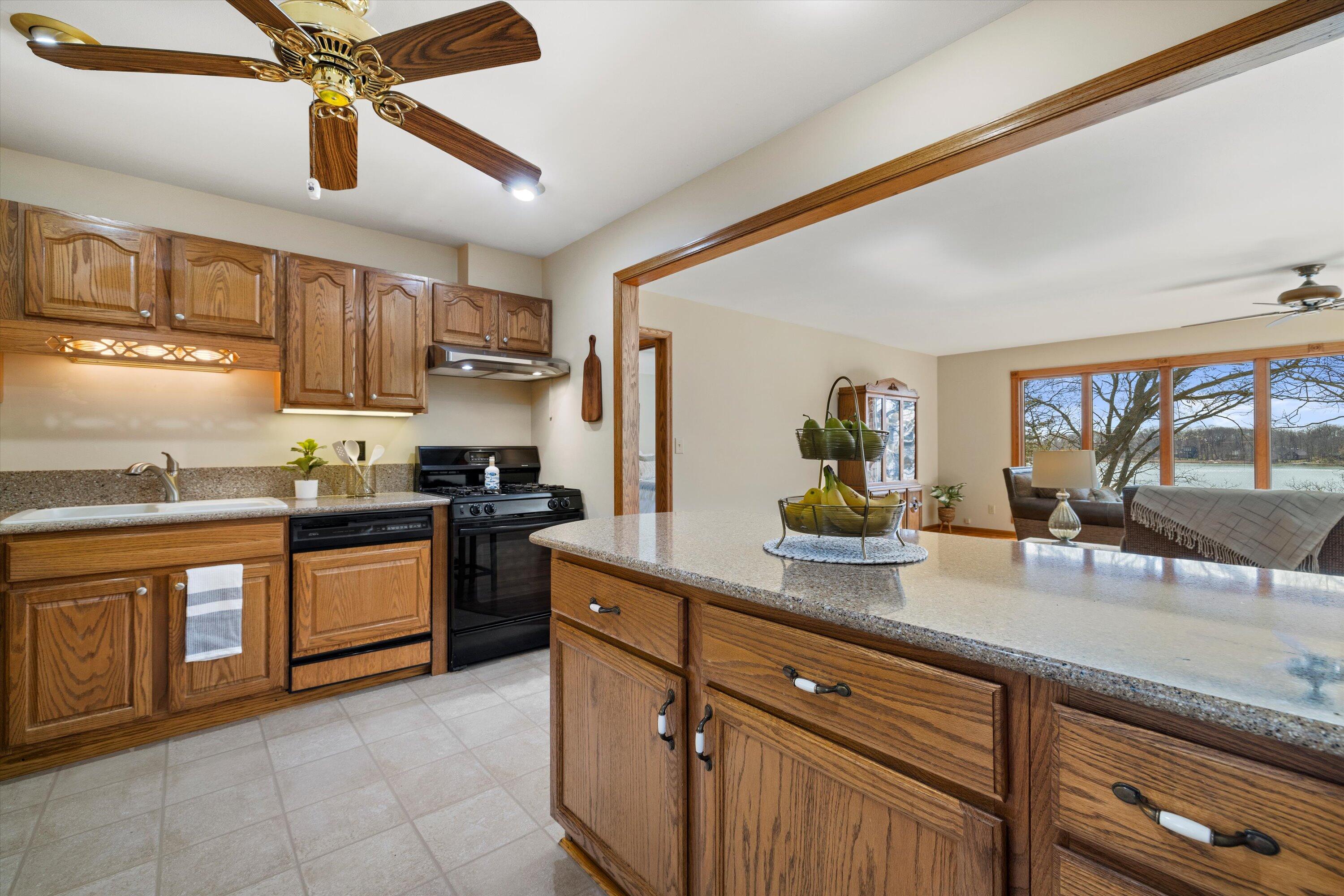 Wisconsin Lake Home for sale (MLS#: 1913685) at 1721 N Waterville Rd, in Summit, Wisconsin. (20 of 49)