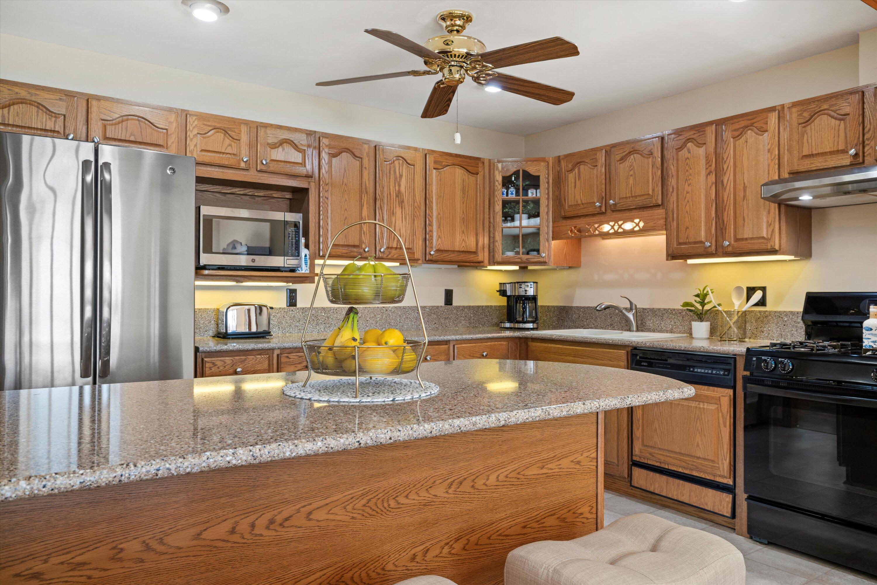 Wisconsin Lake Home for sale (MLS#: 1913685) at 1721 N Waterville Rd, in Summit, Wisconsin. (22 of 49)