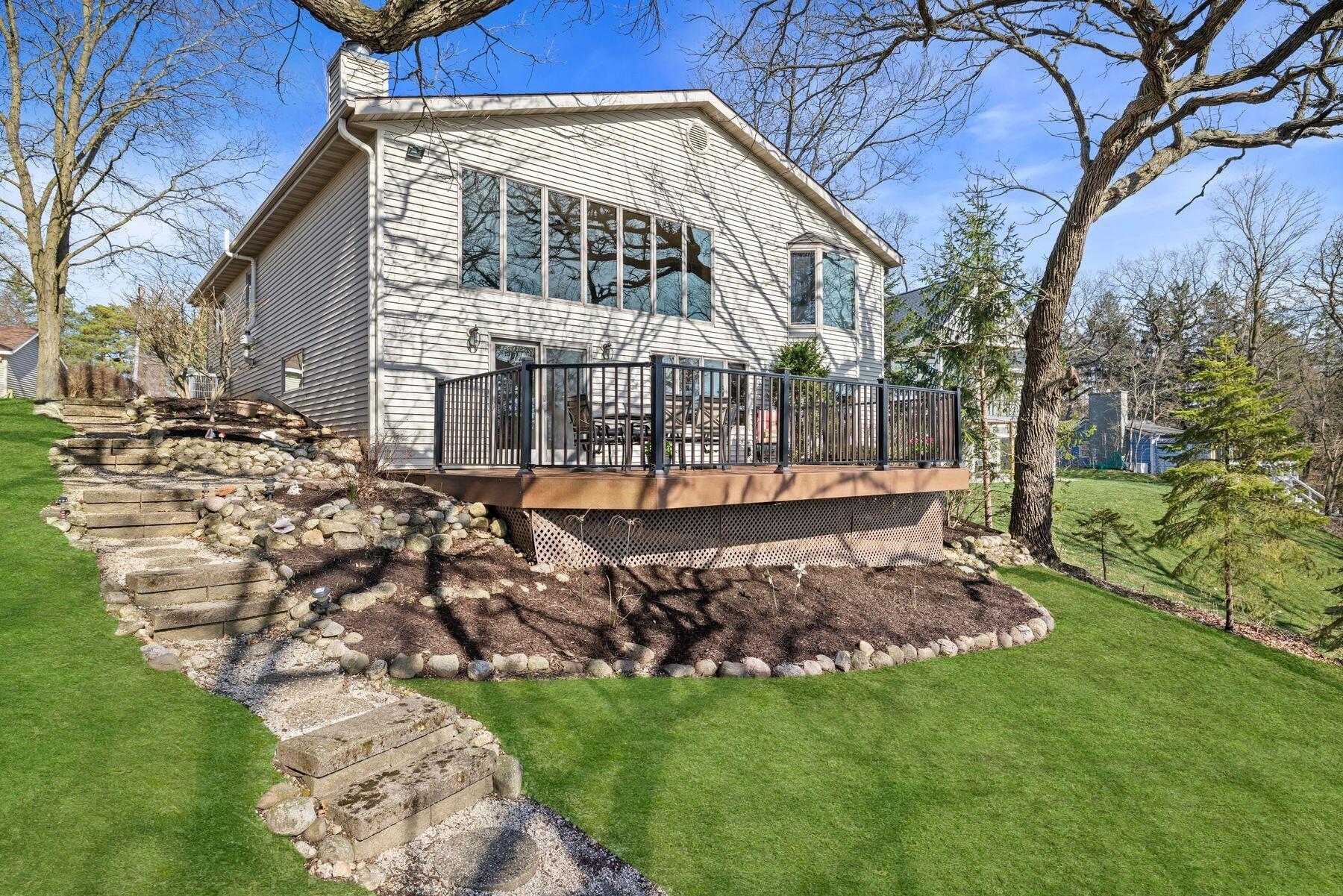 Wisconsin Lake Home for sale (MLS#: 1913685) at 1721 N Waterville Rd, in Summit, Wisconsin. (6 of 49)