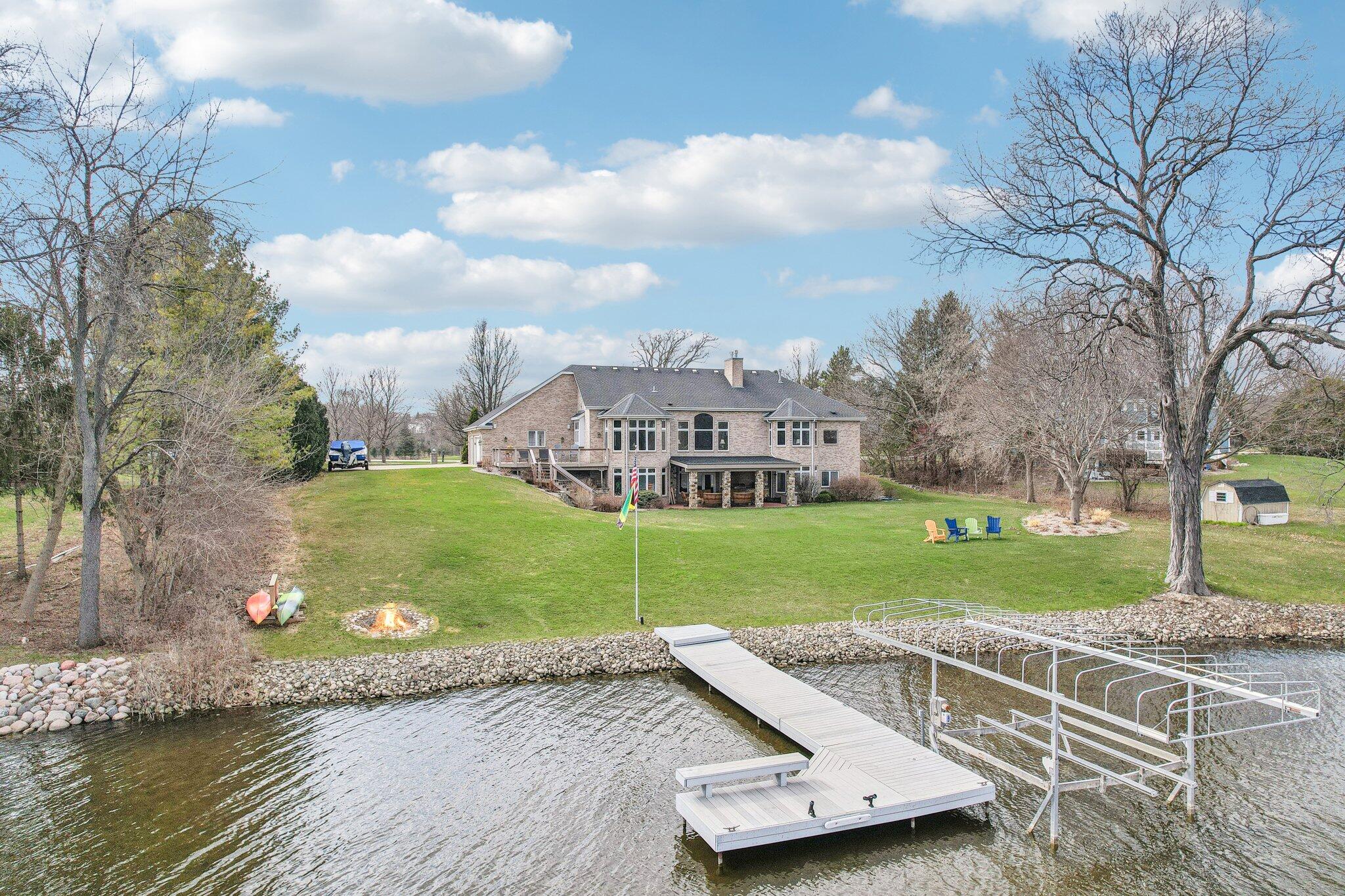 Wisconsin Lake Home for sale (MLS#: 1913896) at 5101  Riverside Rd, in Waterford, Wisconsin. (16 of 53)