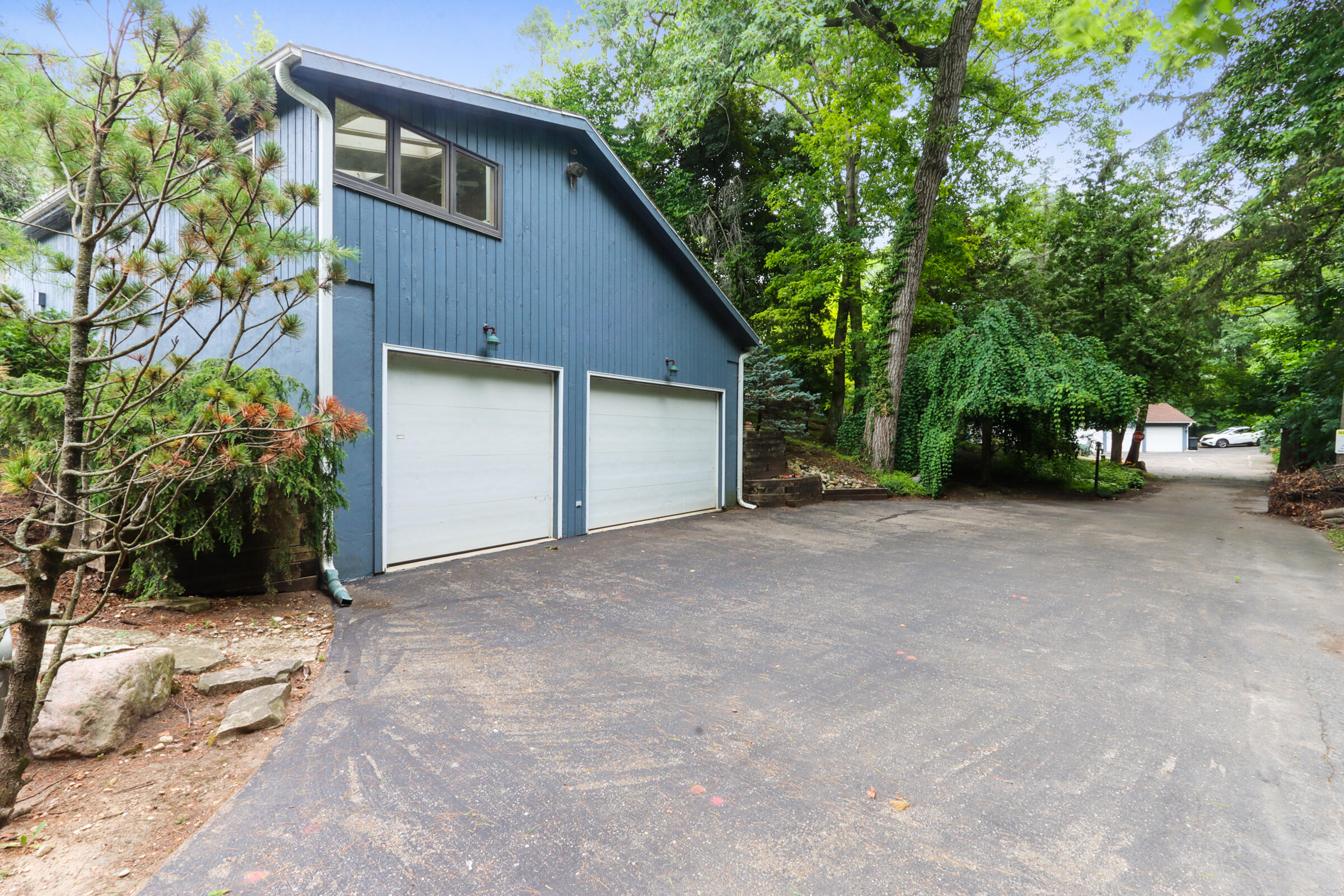 Wisconsin Lake Home for sale (MLS#: 1913963) at N7729  Laura Ln, in La Grange, Wisconsin. (35 of 68)