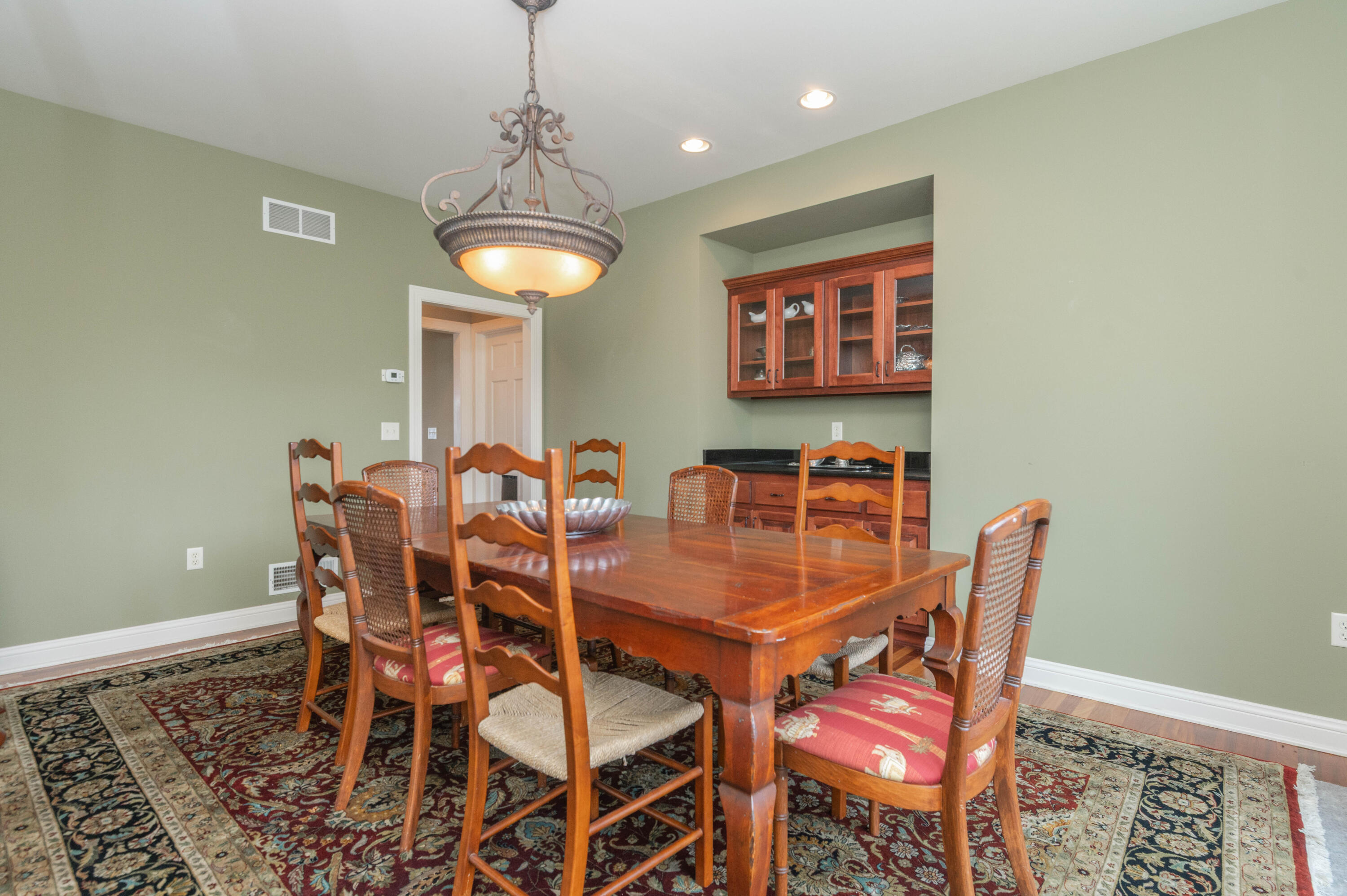 Wisconsin Lake Home for sale (MLS#: 1914017) at 314  Lac La Belle Dr, in Lac La Belle, Wisconsin. (26 of 49)