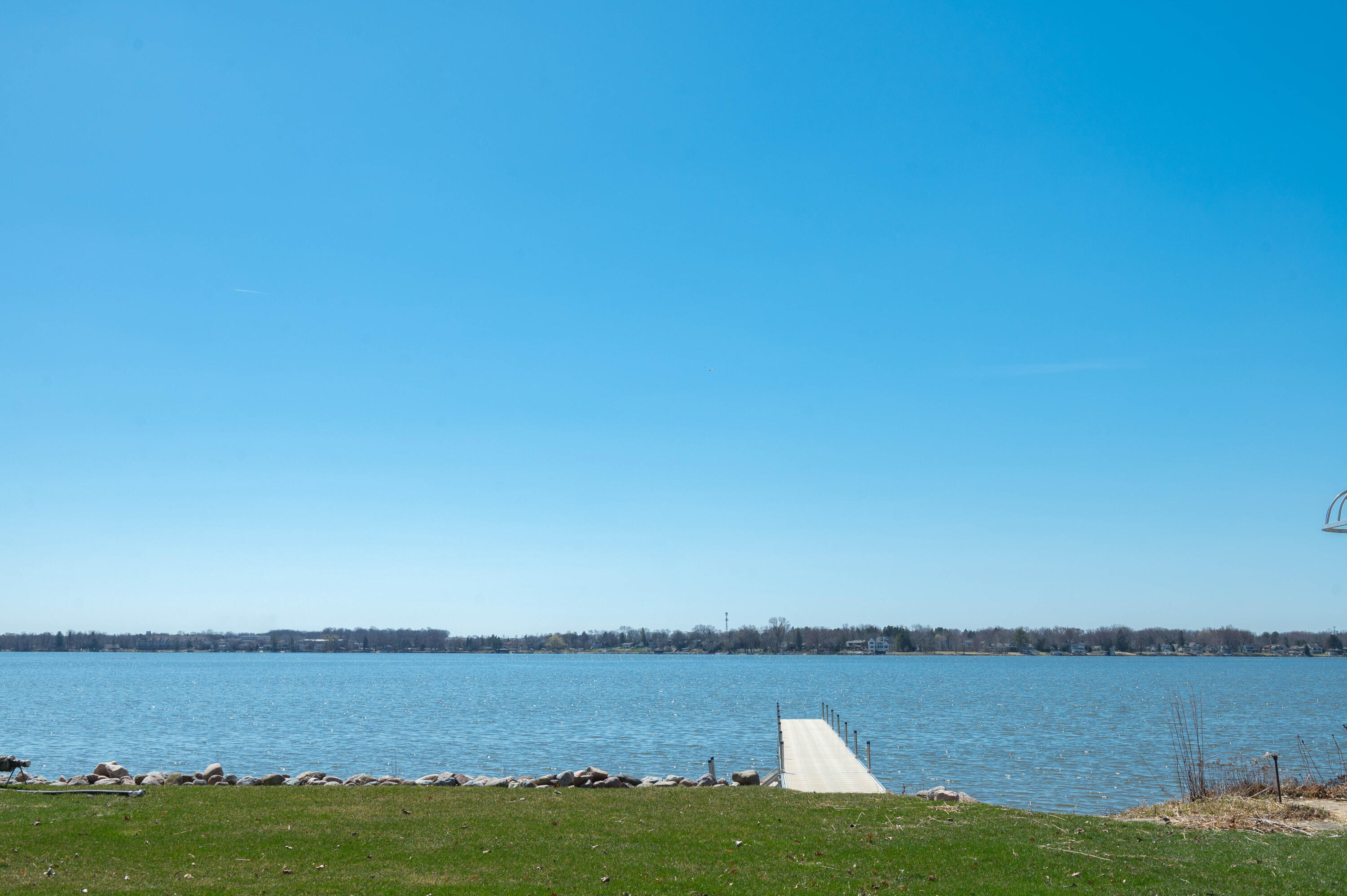 Wisconsin Lake Home for sale (MLS#: 1914017) at 314  Lac La Belle Dr, in Lac La Belle, Wisconsin. (8 of 49)