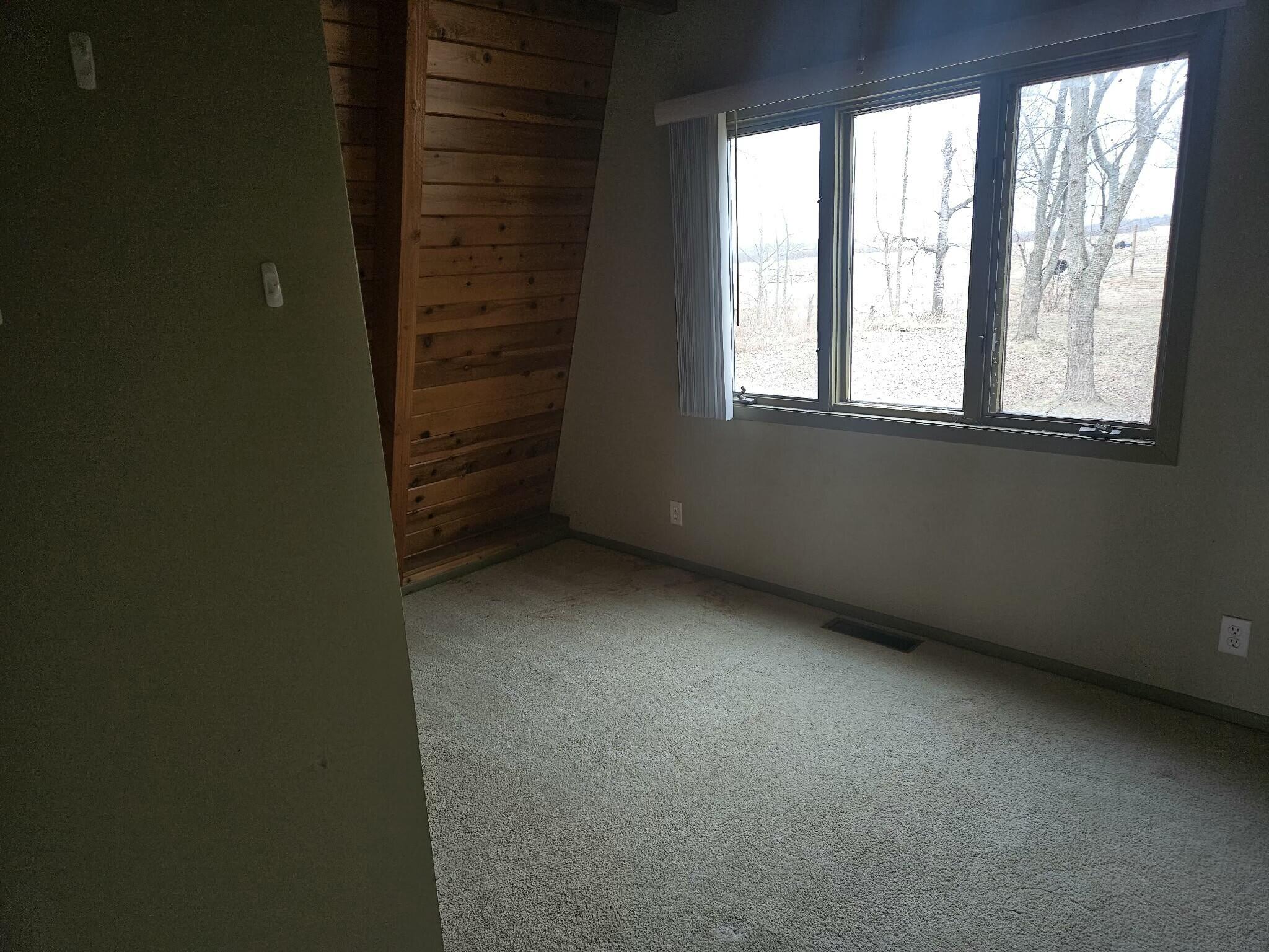Wisconsin Lake Home for sale (MLS#: 1914257) at 2015  1/2 St, in Crystal Lake, Wisconsin. (5 of 14)