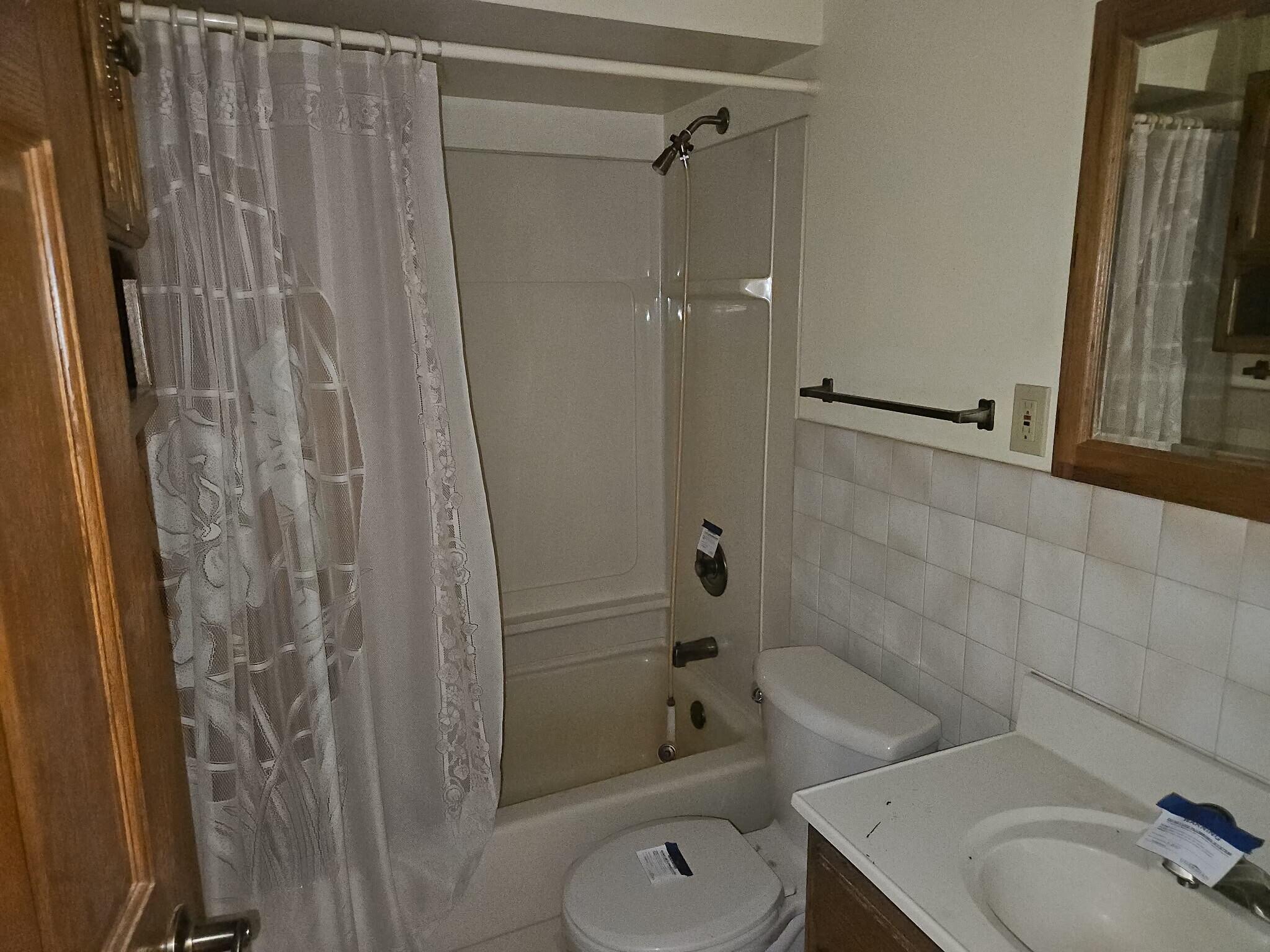 Wisconsin Lake Home for sale (MLS#: 1914257) at 2015  1/2 St, in Crystal Lake, Wisconsin. (9 of 14)