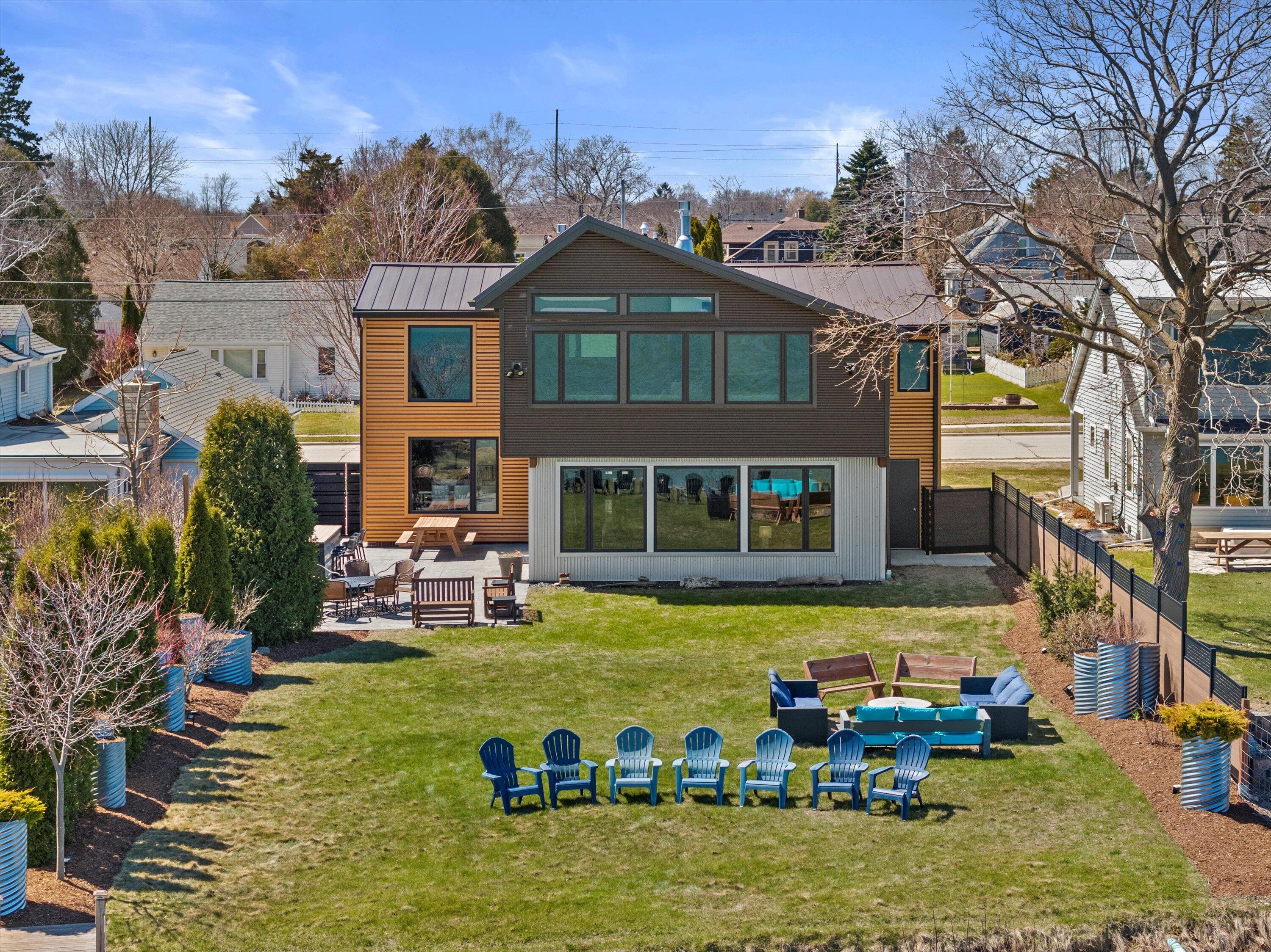 Wisconsin Lake Home for sale (MLS#: 1914314) at 2533  Lakeshore Dr, in Sheboygan, Wisconsin. (69 of 75)
