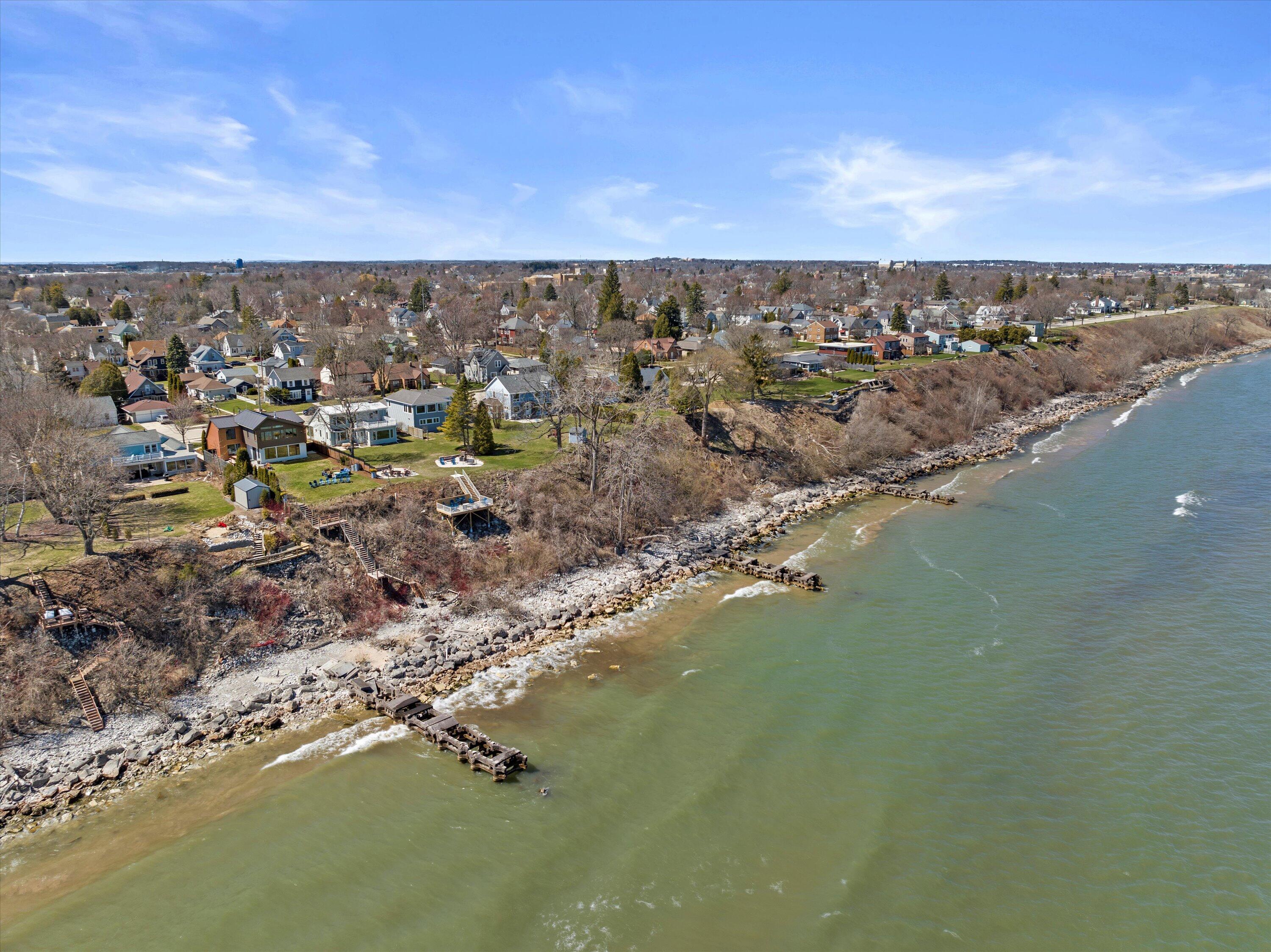Wisconsin Lake Home for sale (MLS#: 1914314) at 2533  Lakeshore Dr, in Sheboygan, Wisconsin. (75 of 75)