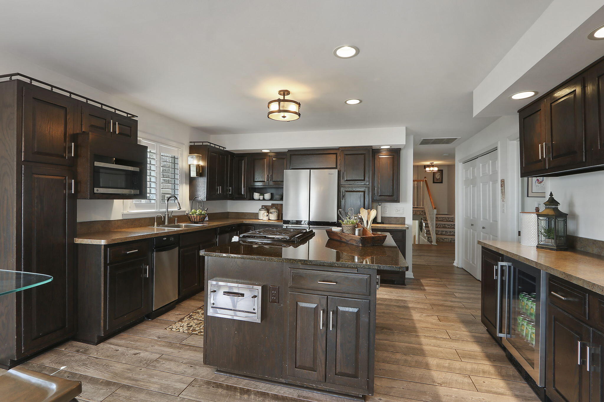 Wisconsin Lake Home for sale (MLS#: 1914732) at 2348  North Shore Dr, in Delavan, Wisconsin. (13 of 49)