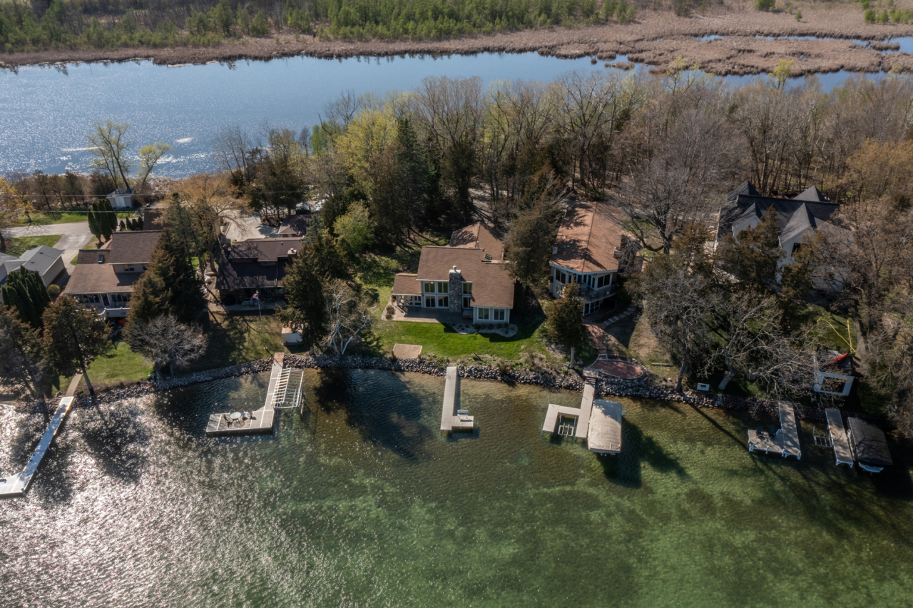 Wisconsin Lake Home for sale (MLS#: 1914770) at 6092 N Lake Dr, in West Bend, Wisconsin. (2 of 59)