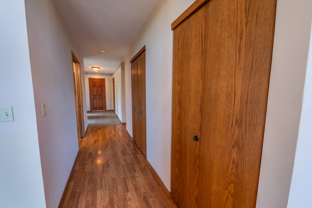 Wisconsin Lake Home for sale (MLS#: 1914770) at 6092 N Lake Dr, in West Bend, Wisconsin. (30 of 59)