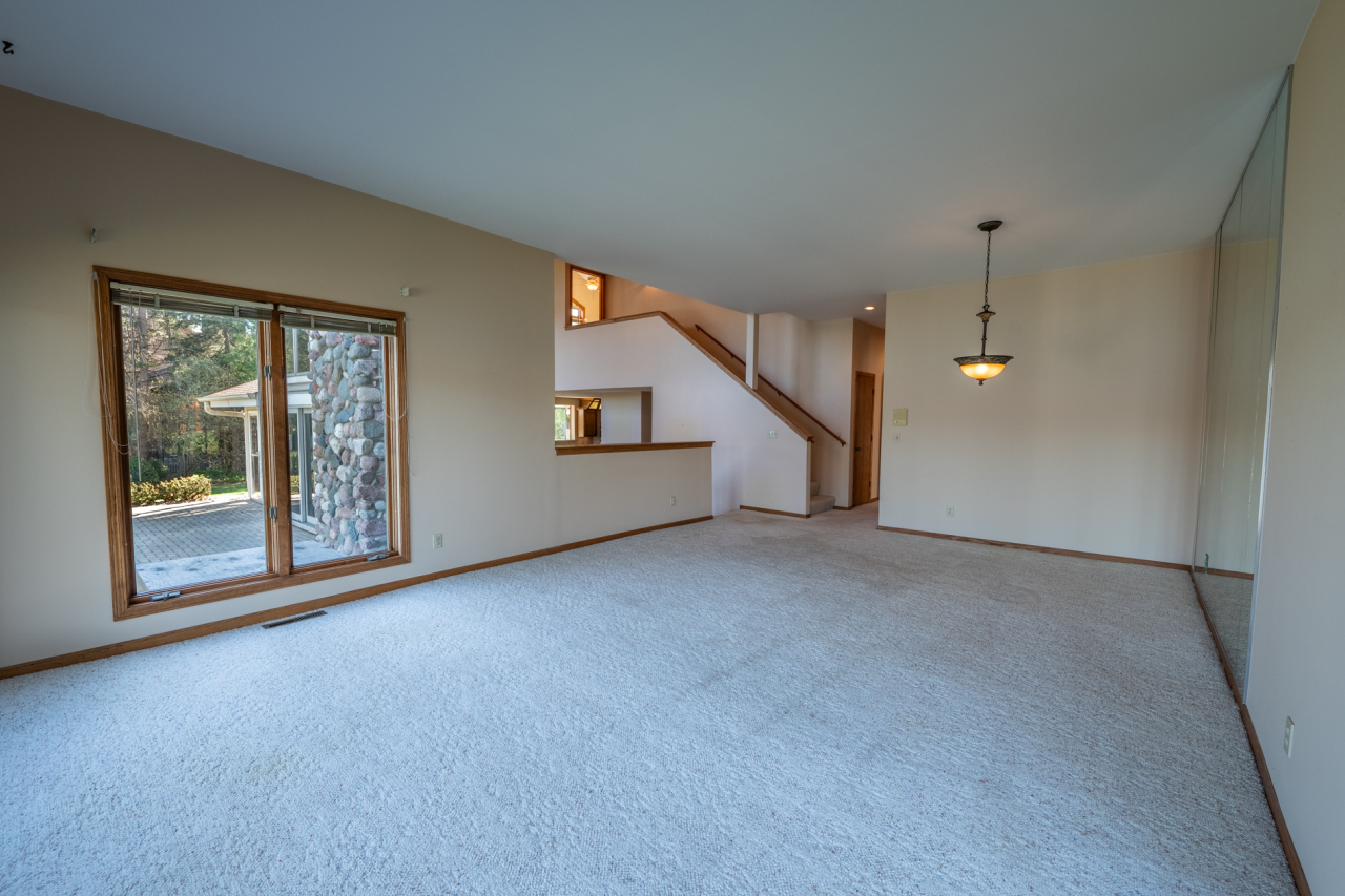 Wisconsin Lake Home for sale (MLS#: 1914770) at 6092 N Lake Dr, in West Bend, Wisconsin. (35 of 59)