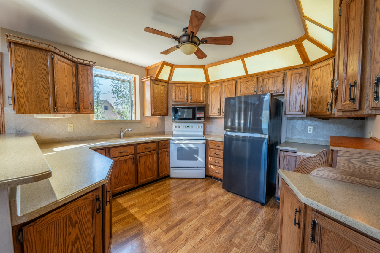 Wisconsin Lake Home for sale (MLS#: 1914770) at 6092 N Lake Dr, in West Bend, Wisconsin. (5 of 59)
