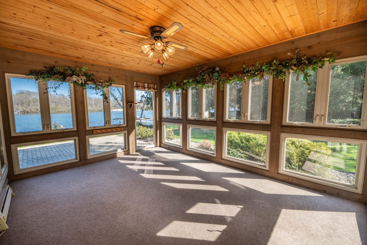 Wisconsin Lake Home for sale (MLS#: 1914770) at 6092 N Lake Dr, in West Bend, Wisconsin. (7 of 59)