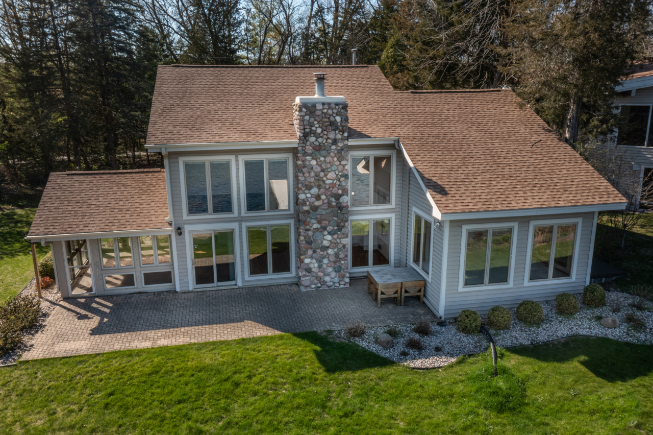 Wisconsin Lake Home for sale (MLS#: 1914770) at 6092 N Lake Dr, in West Bend, Wisconsin. (8 of 59)