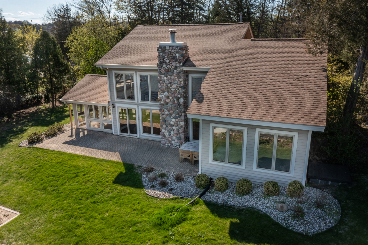 Wisconsin Lake Home for sale (MLS#: 1914770) at 6092 N Lake Dr, in West Bend, Wisconsin. (10 of 59)
