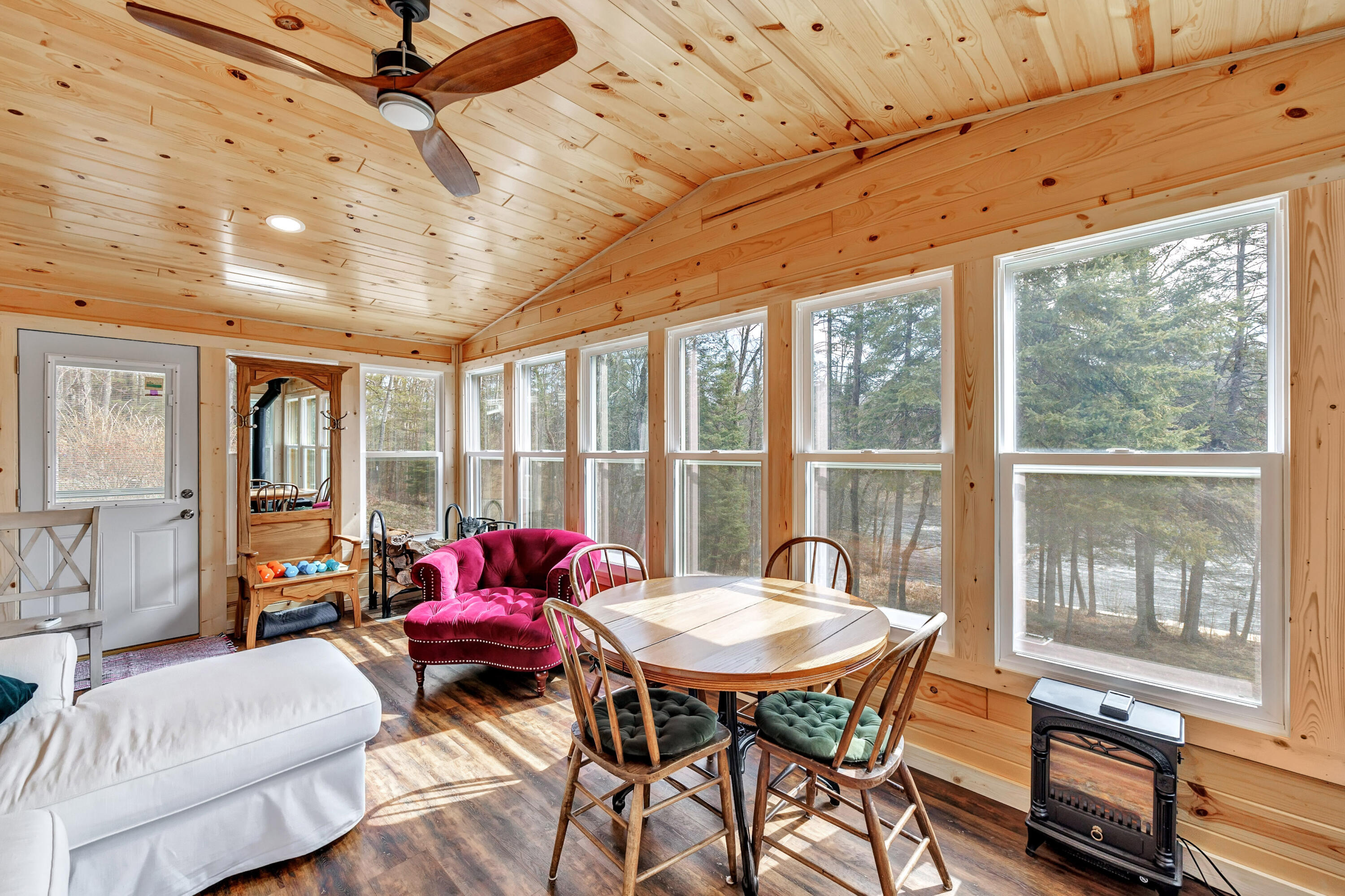Wisconsin Lake Home for sale (MLS#: 1914778) at N11598  Kosir Ln, in Silver Cliff, Wisconsin. (16 of 32)