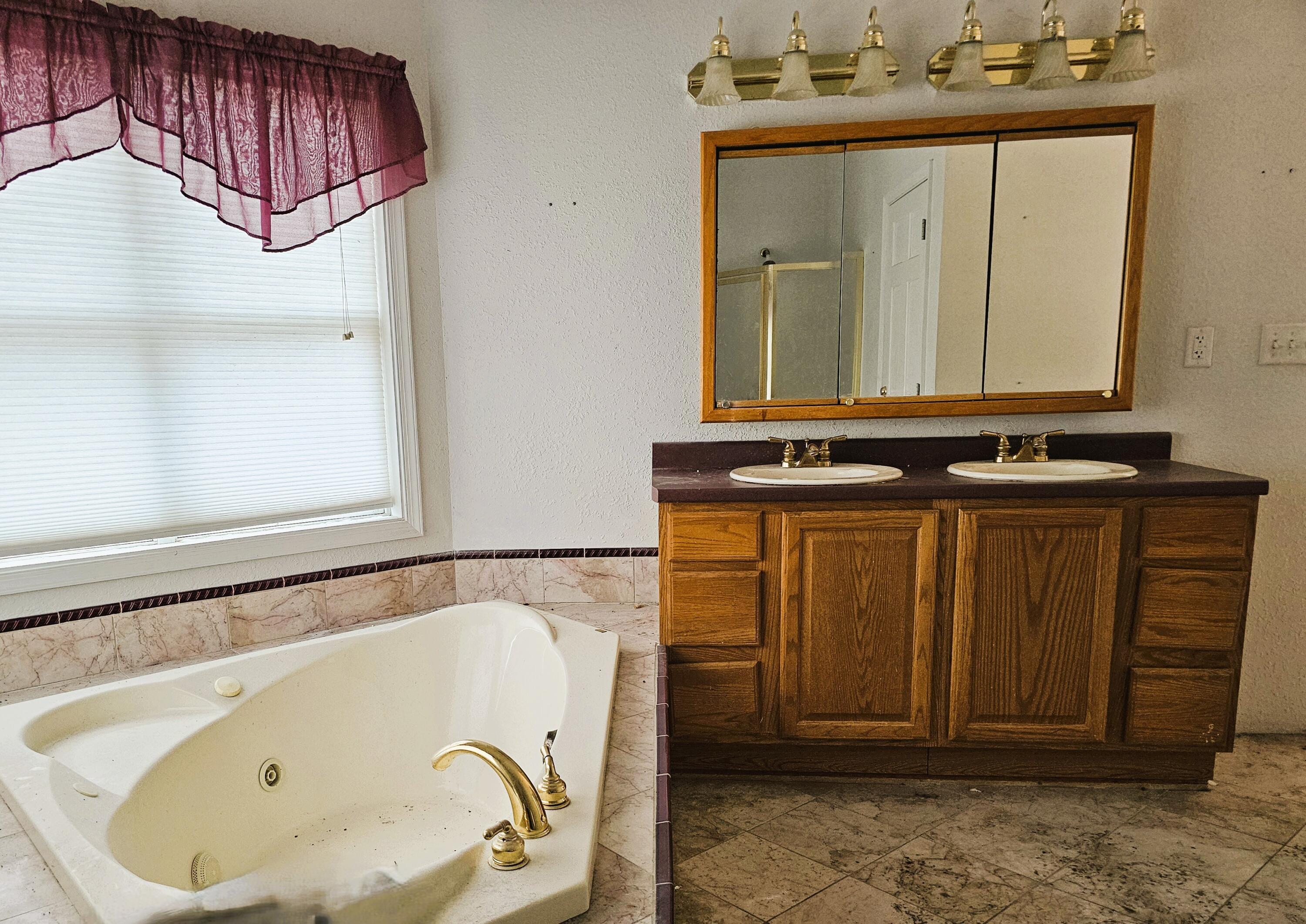 Wisconsin Lake Home for sale (MLS#: 1914839) at 1835 N Davies Dr, in Summit, Wisconsin. (26 of 32)