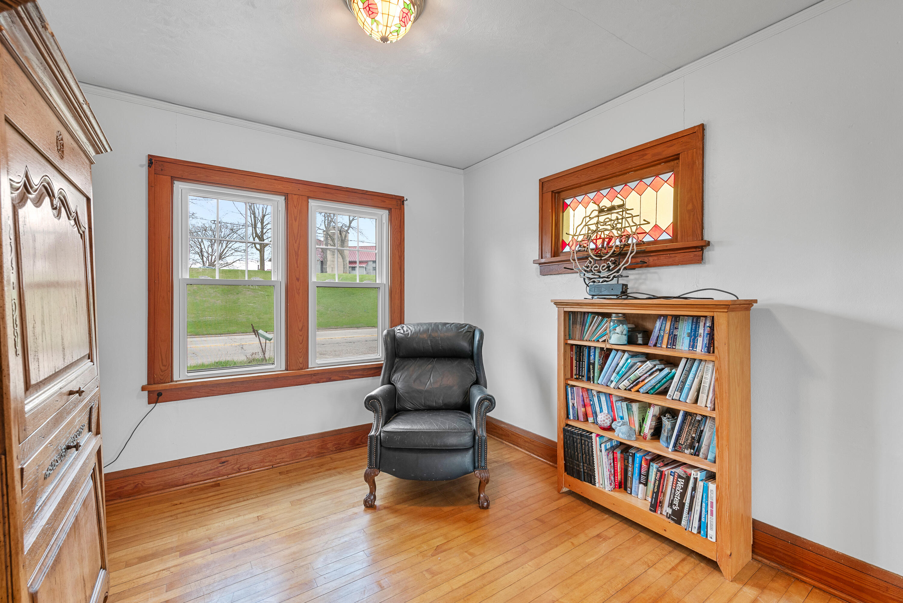 Wisconsin Lake Home for sale (MLS#: 1914945) at 507 E Main St, in Palmyra, Wisconsin. (5 of 31)