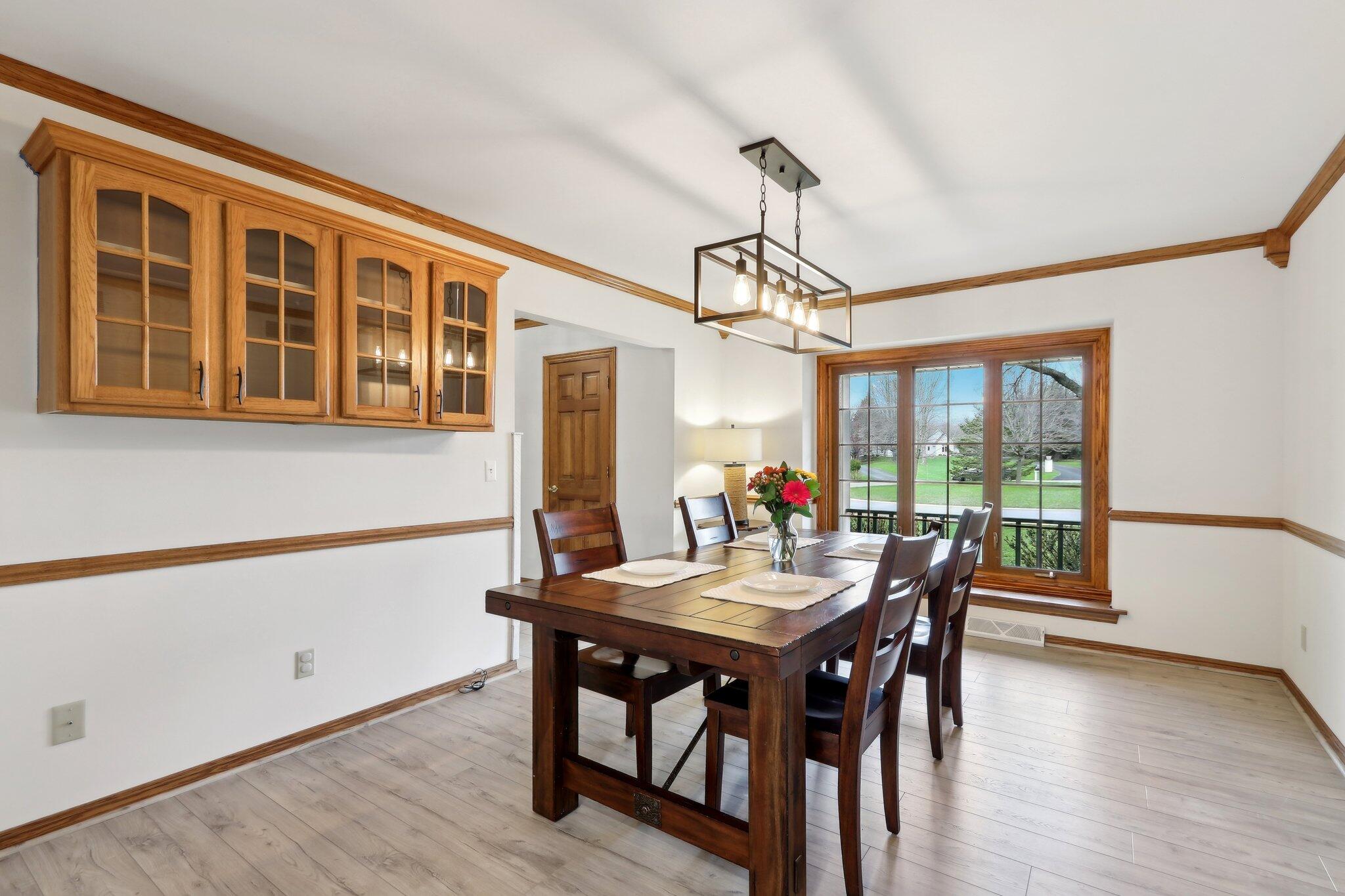 Wisconsin Lake Home for sale (MLS#: 1914961) at N62W38169  Westwinds Ct, in Oconomowoc, Wisconsin. (17 of 63)