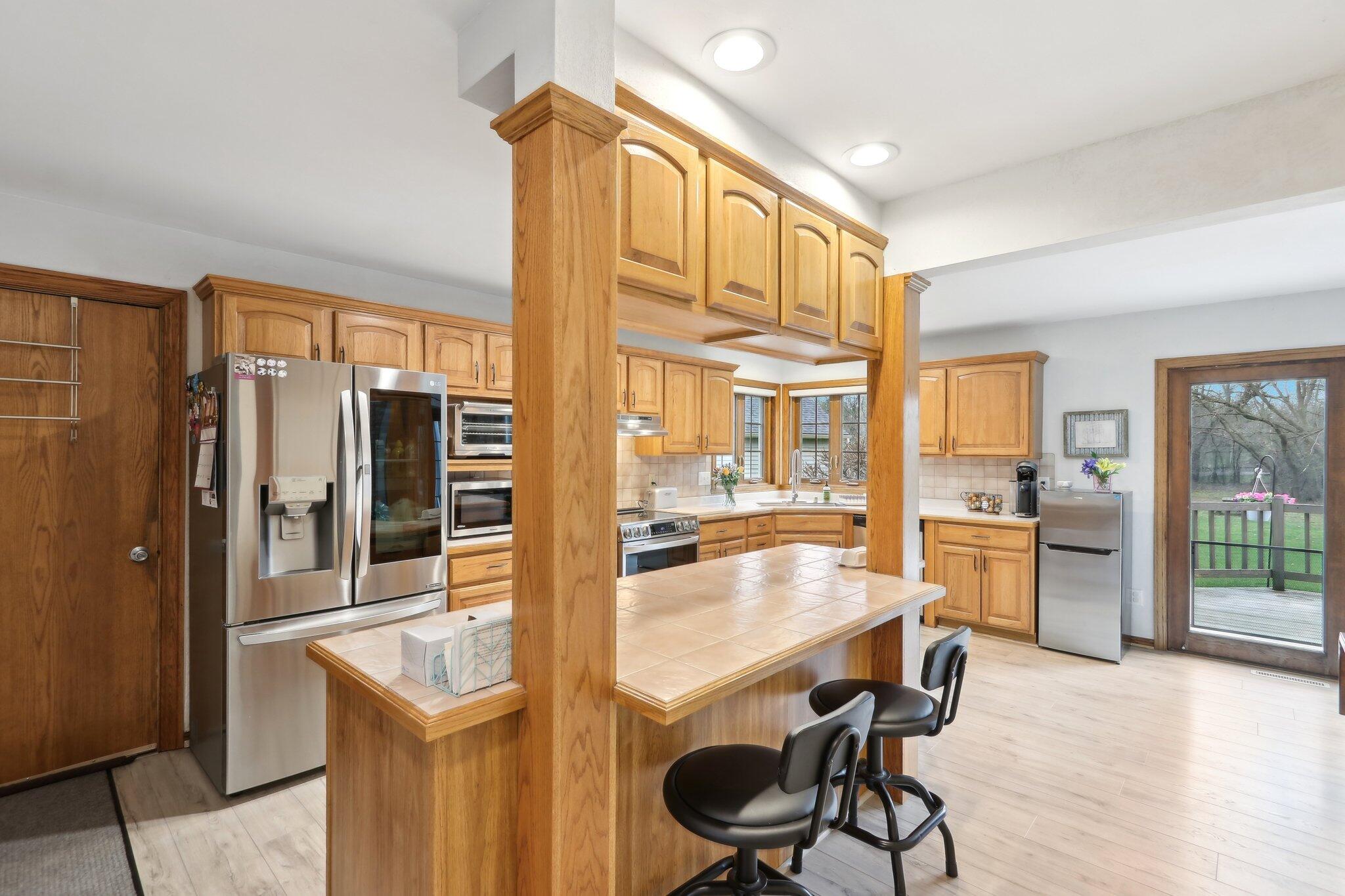 Wisconsin Lake Home for sale (MLS#: 1914961) at N62W38169  Westwinds Ct, in Oconomowoc, Wisconsin. (21 of 63)