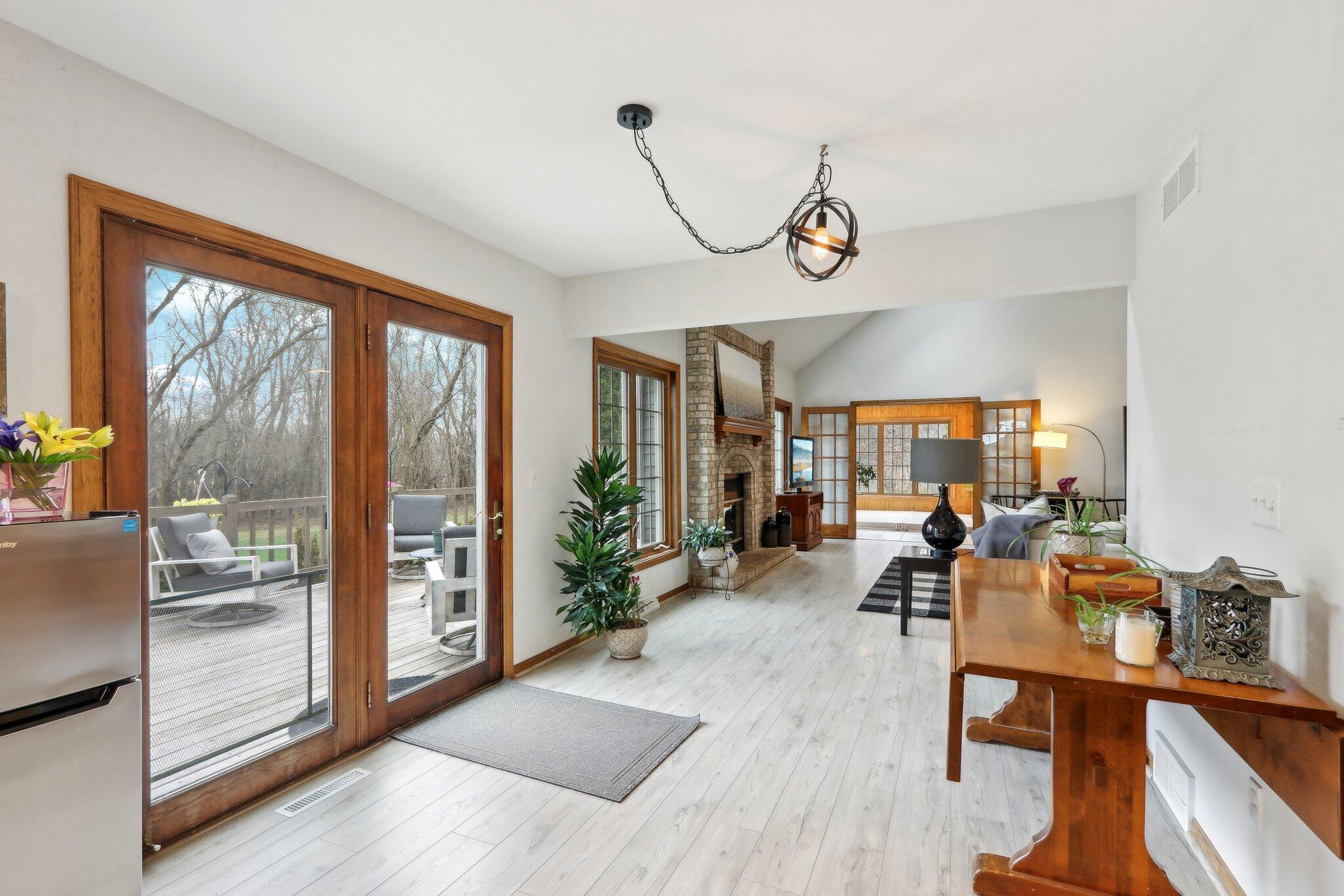 Wisconsin Lake Home for sale (MLS#: 1914961) at N62W38169  Westwinds Ct, in Oconomowoc, Wisconsin. (23 of 63)