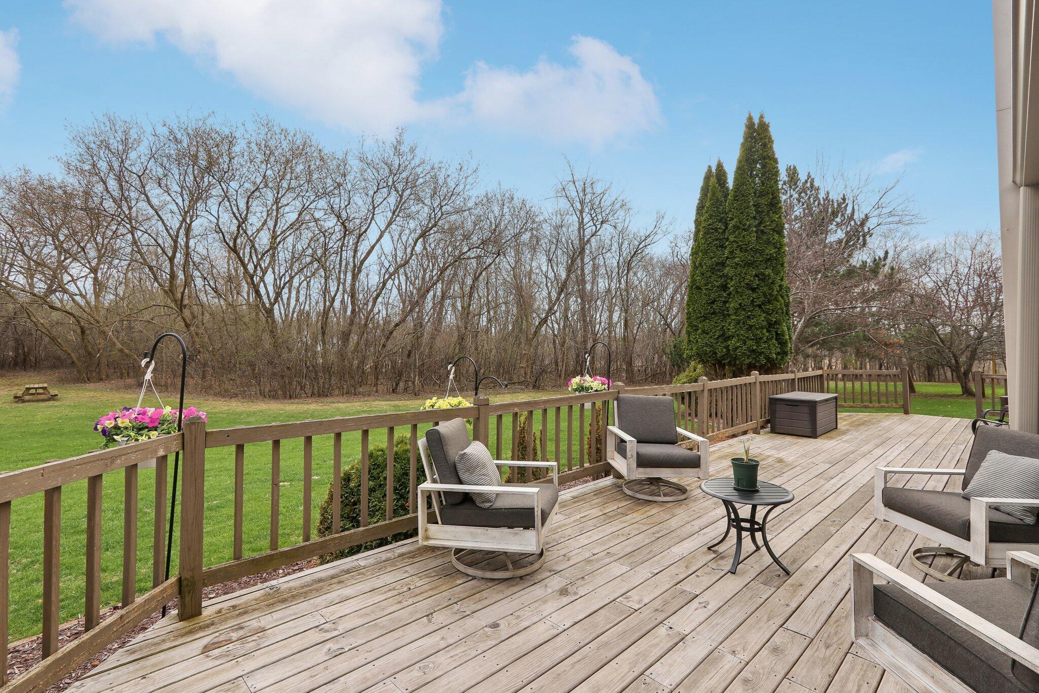 Wisconsin Lake Home for sale (MLS#: 1914961) at N62W38169  Westwinds Ct, in Oconomowoc, Wisconsin. (56 of 63)