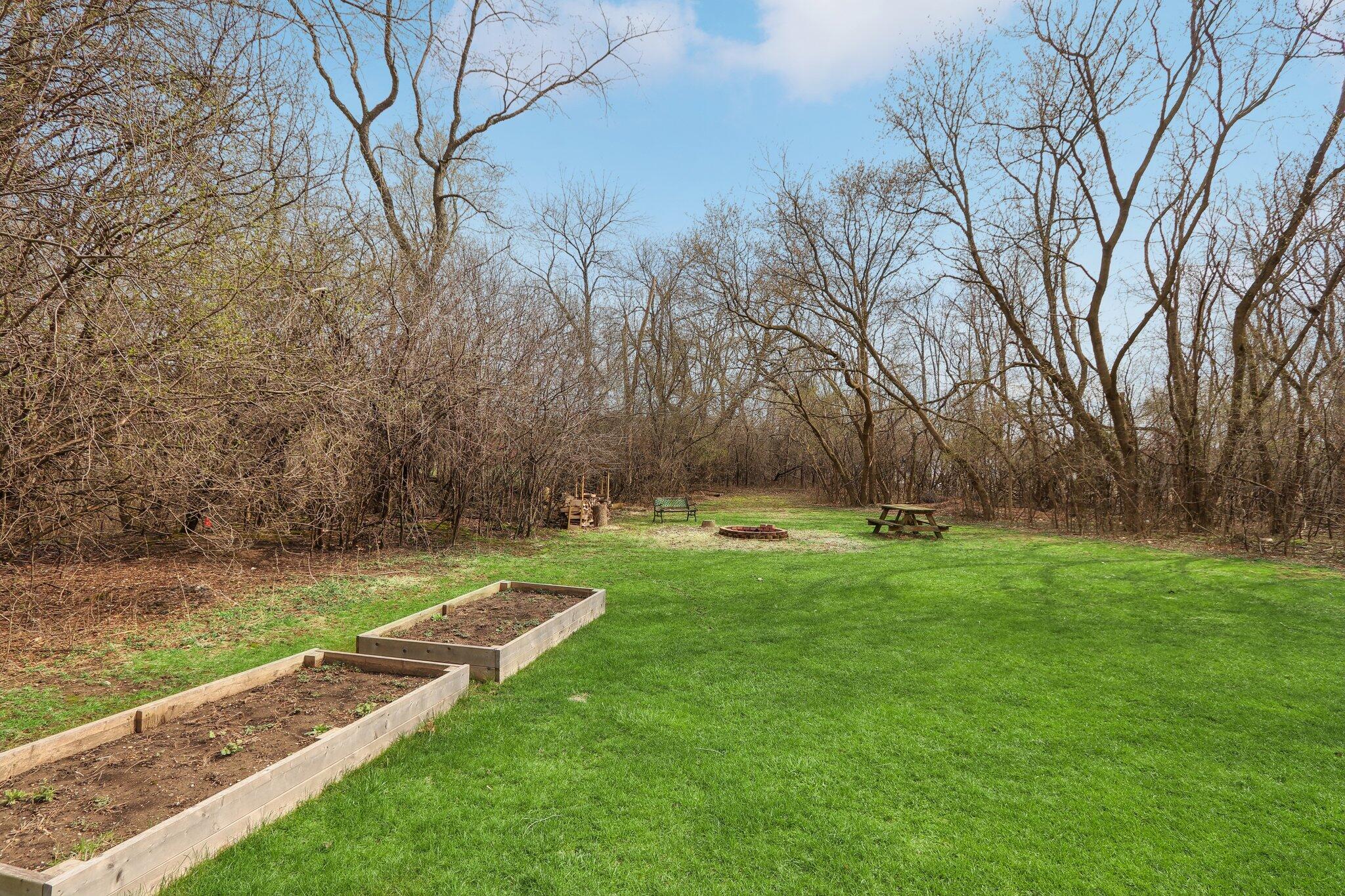 Wisconsin Lake Home for sale (MLS#: 1914961) at N62W38169  Westwinds Ct, in Oconomowoc, Wisconsin. (60 of 63)