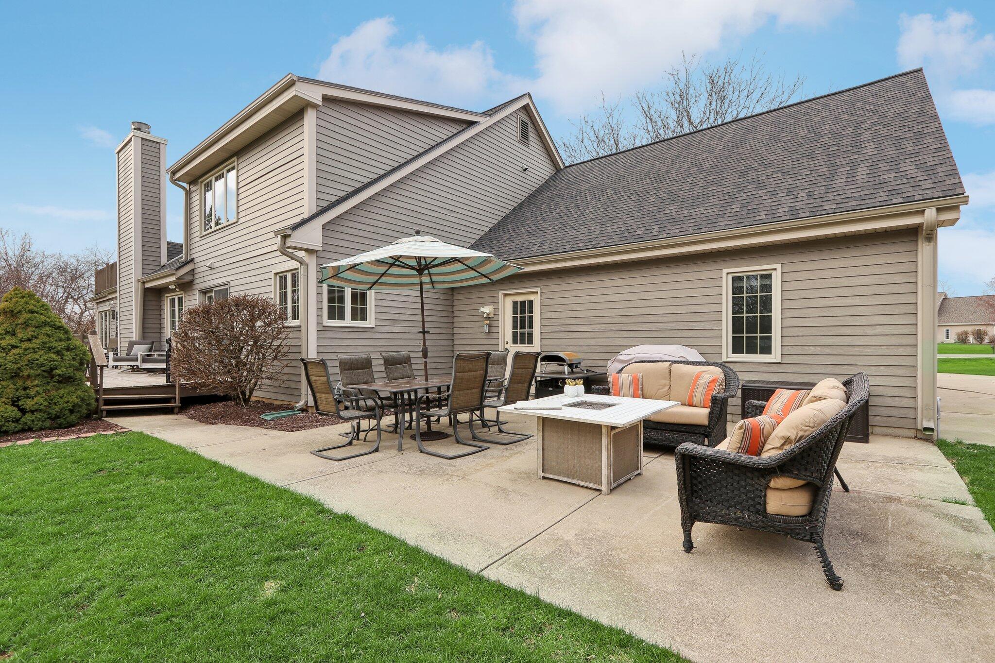 Wisconsin Lake Home for sale (MLS#: 1914961) at N62W38169  Westwinds Ct, in Oconomowoc, Wisconsin. (9 of 63)