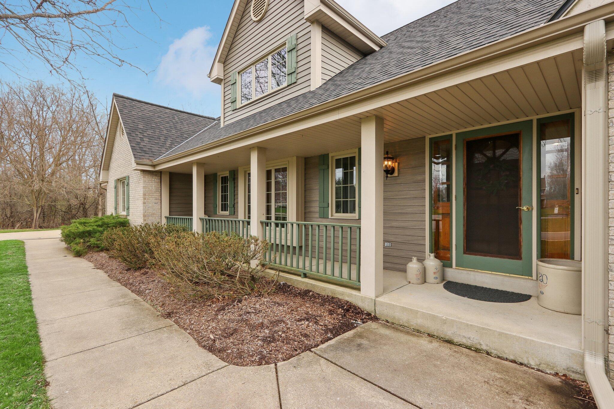 Wisconsin Lake Home for sale (MLS#: 1914961) at N62W38169  Westwinds Ct, in Oconomowoc, Wisconsin. (10 of 63)